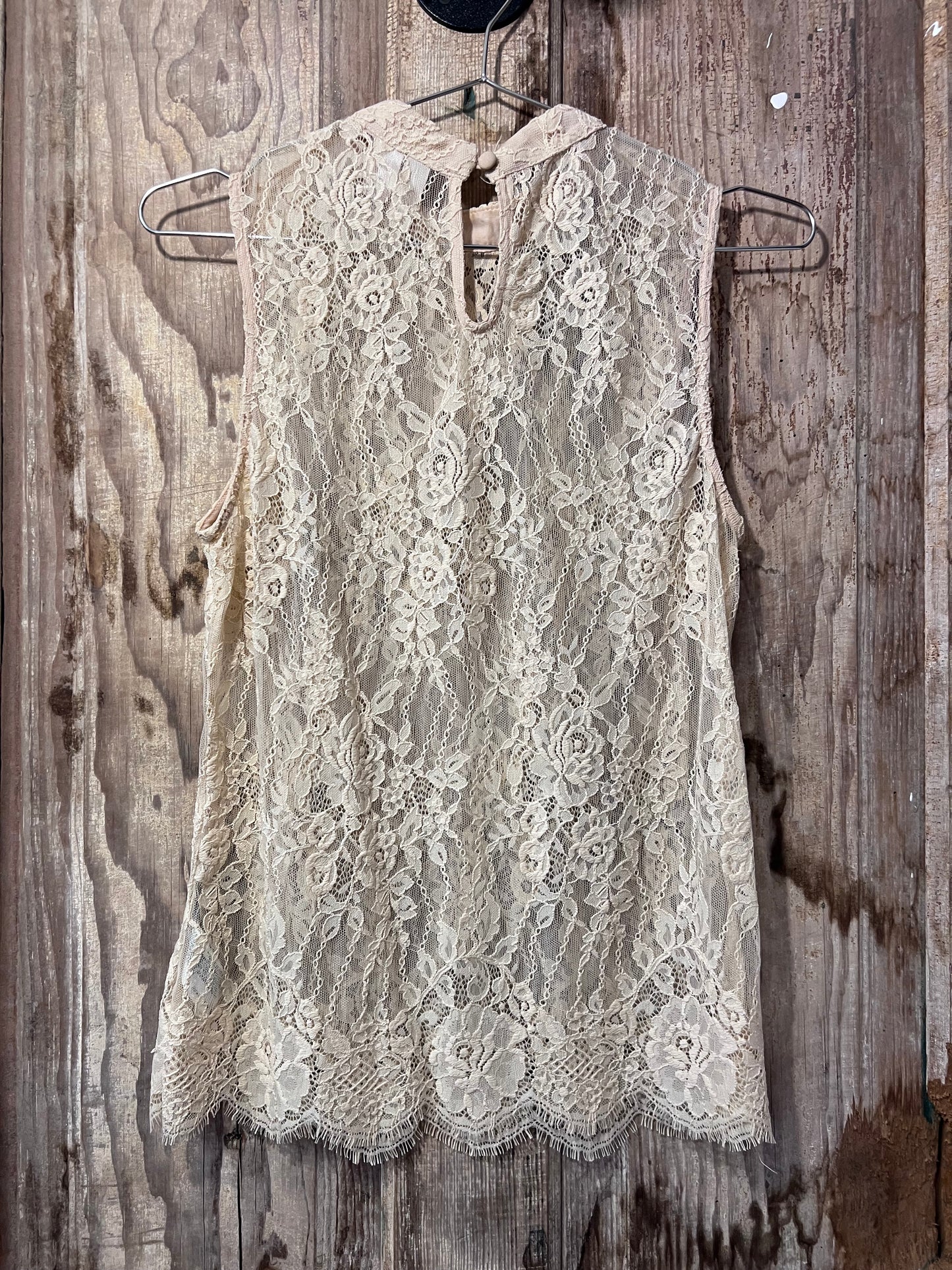 Y2K F21 Beige Lace Mock Neck Sleeveless Top