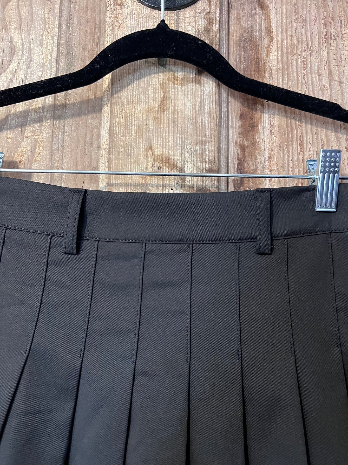 Y2K Black Pleated Skirt