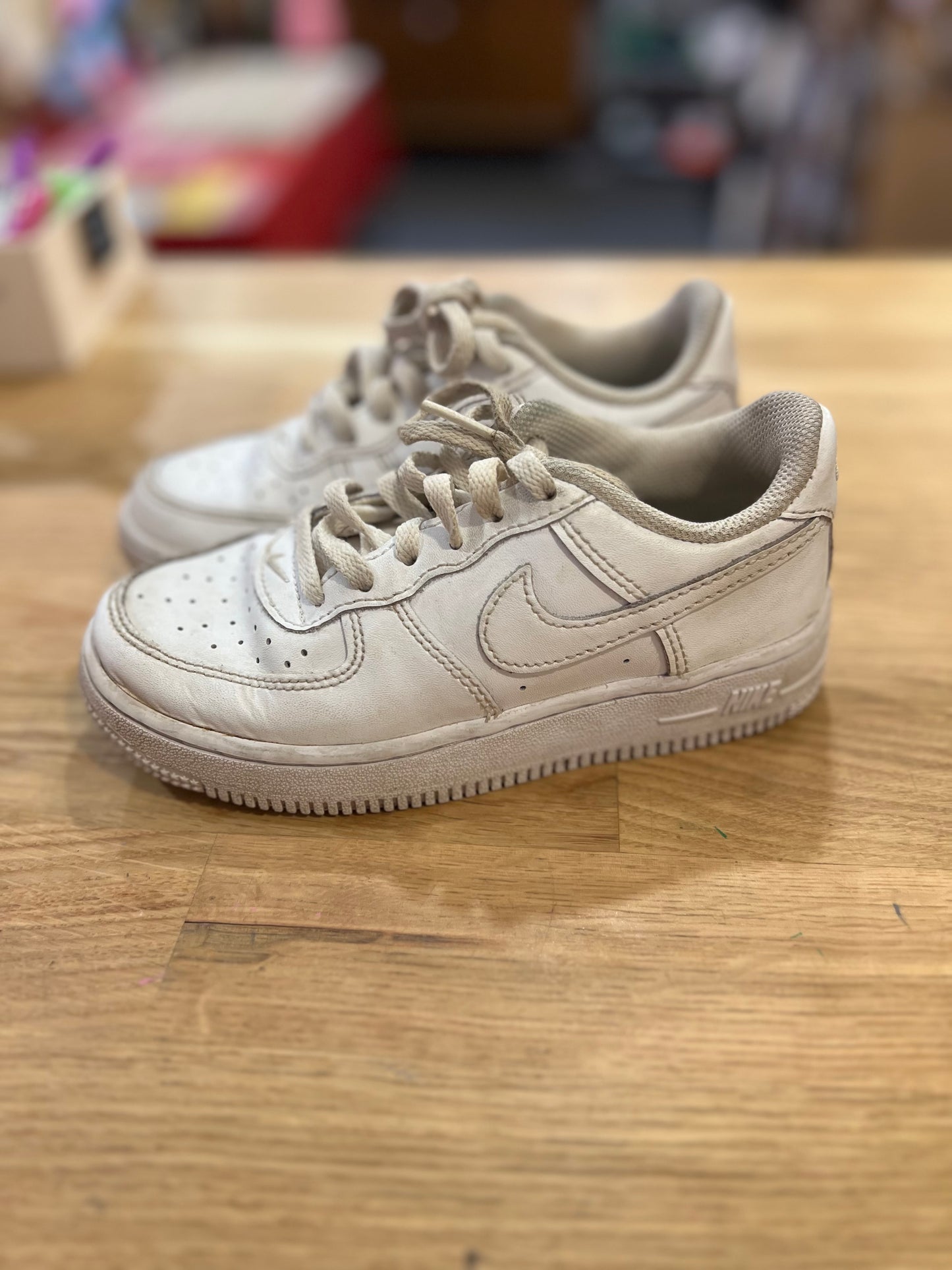 [URL] Nike Air Force One's (All White)