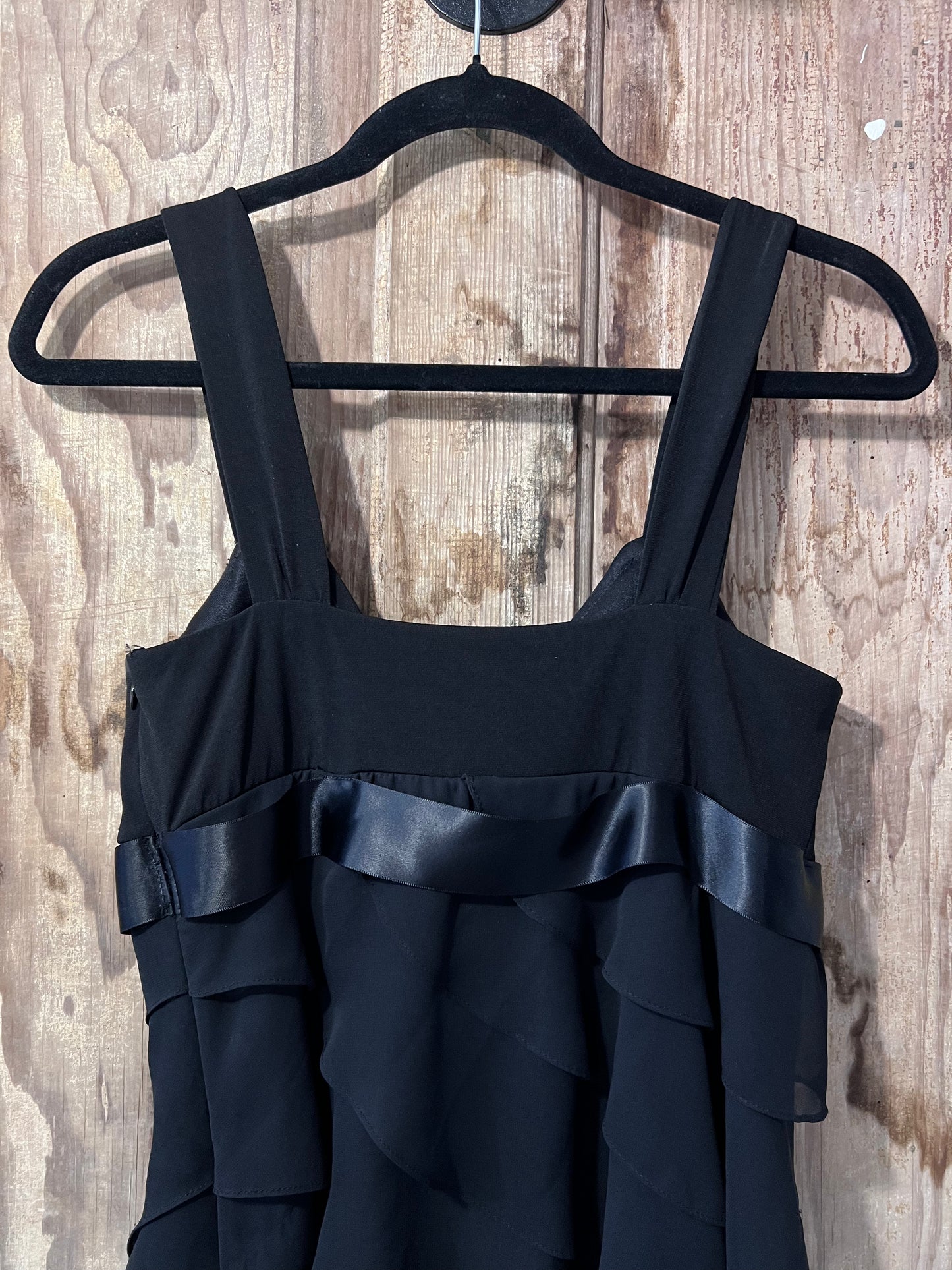 Y2K Betsy & Adam BLK Frilly Dress