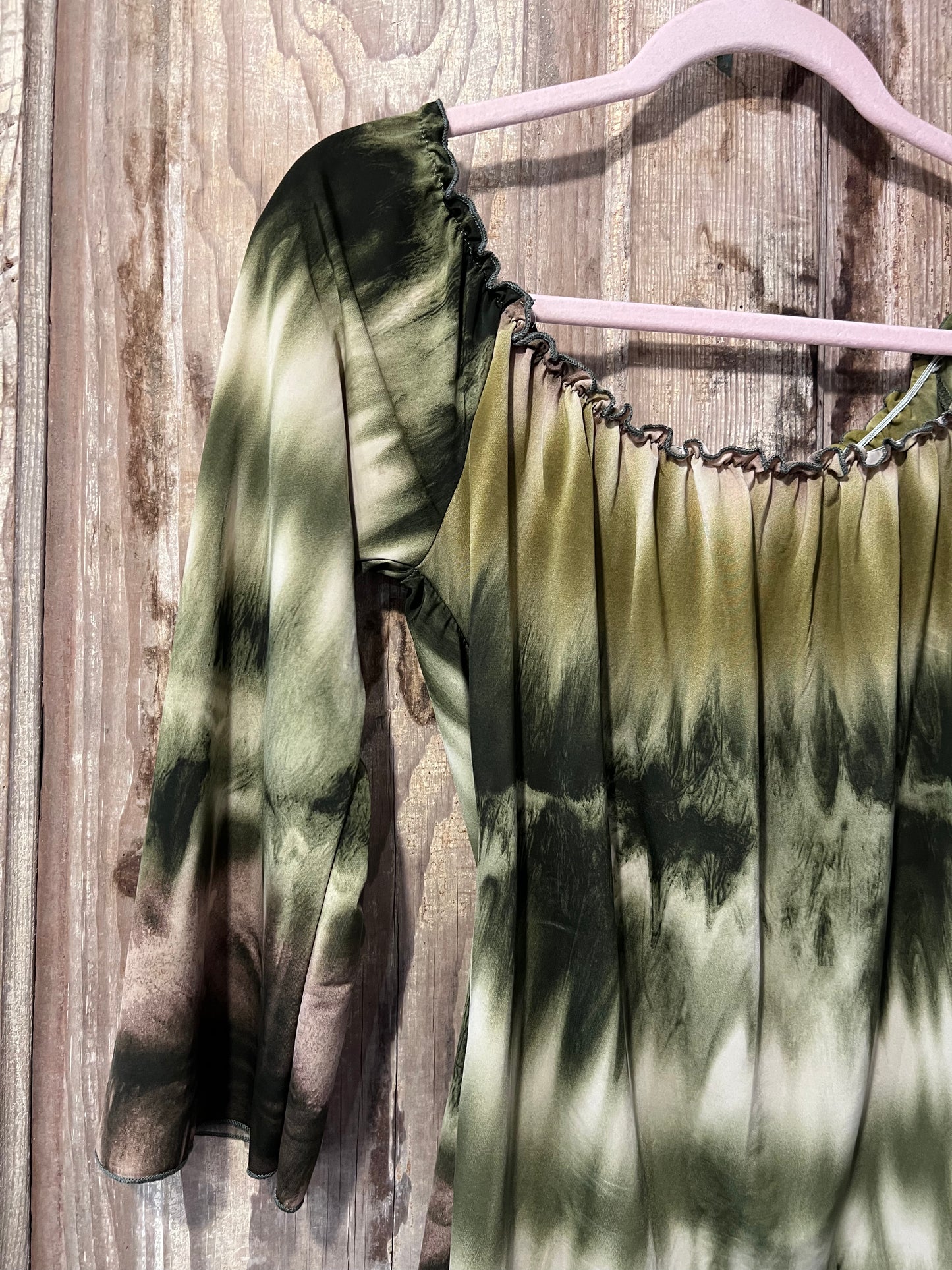 Y2K Flowy Green Tie Dye-Like Blouse