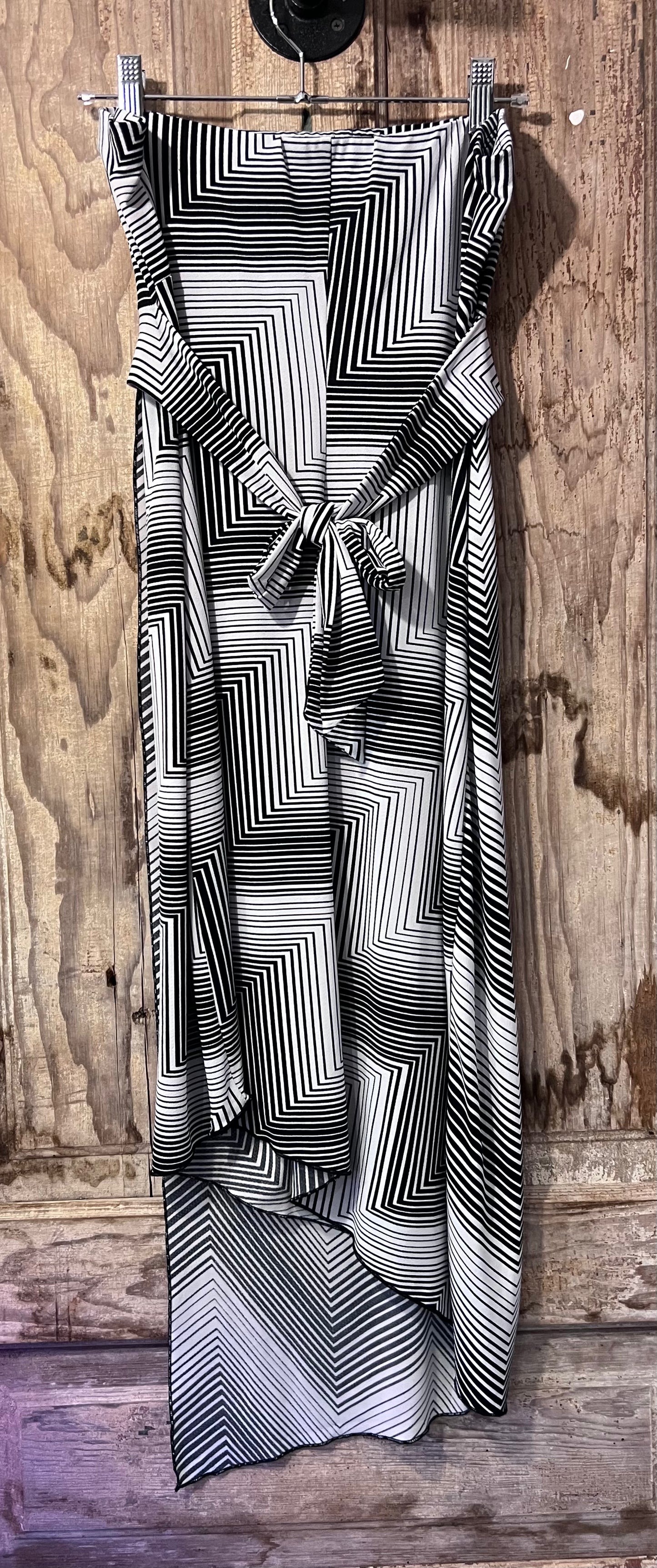 Y2K Misdemeanor BLK + WHT Striped Strapless Dress