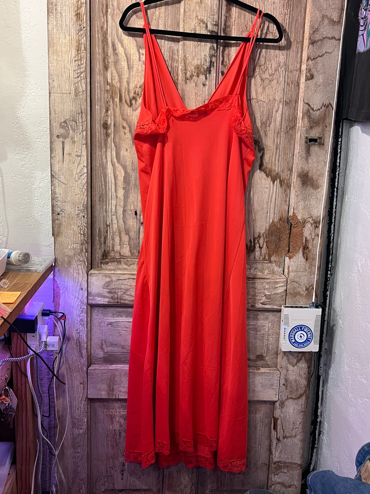 ARISTOCRAFT "Rorange" Colored Lace Slip Dress