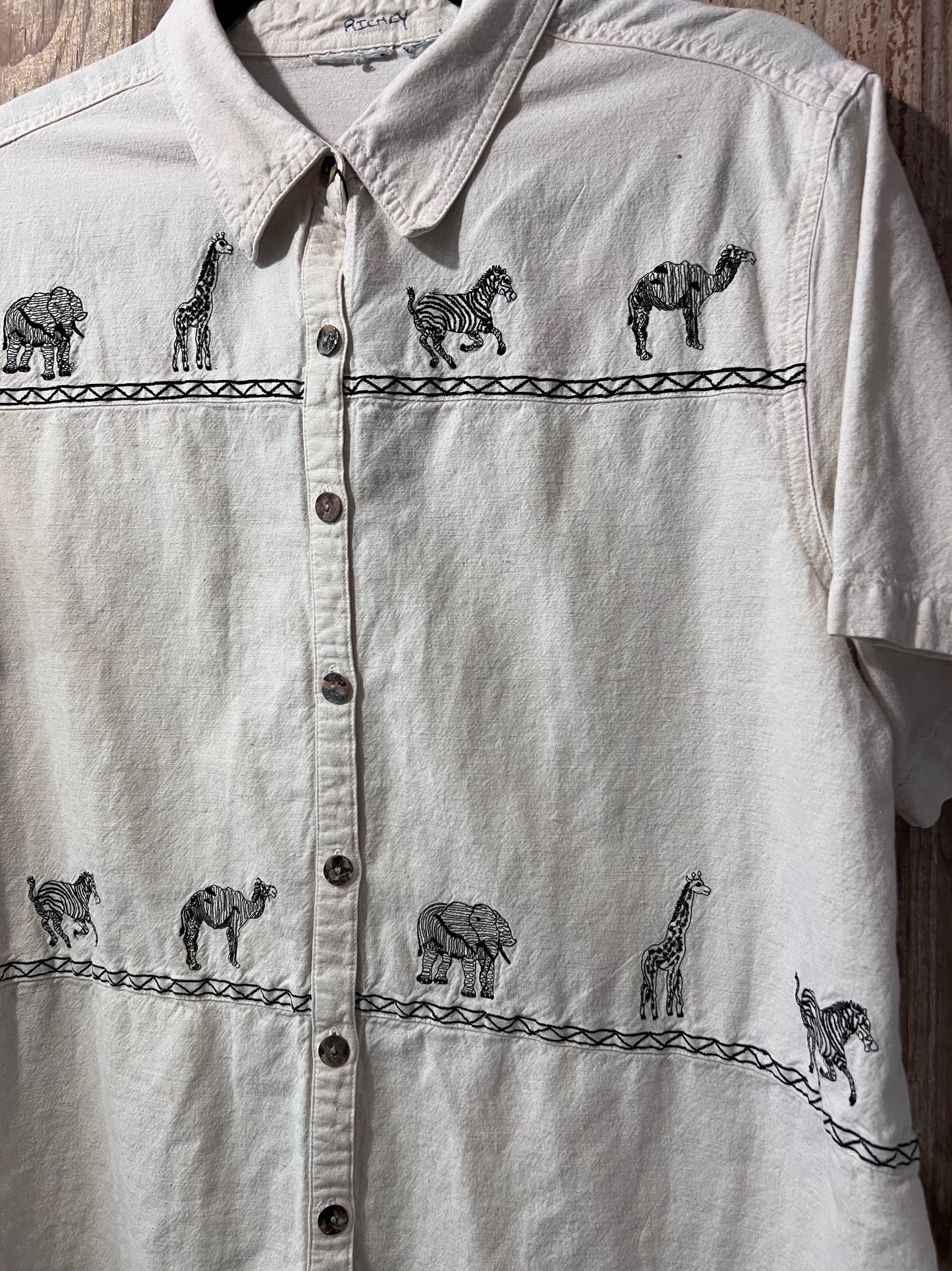 90's Embroidered African Animals Button Up Shirt