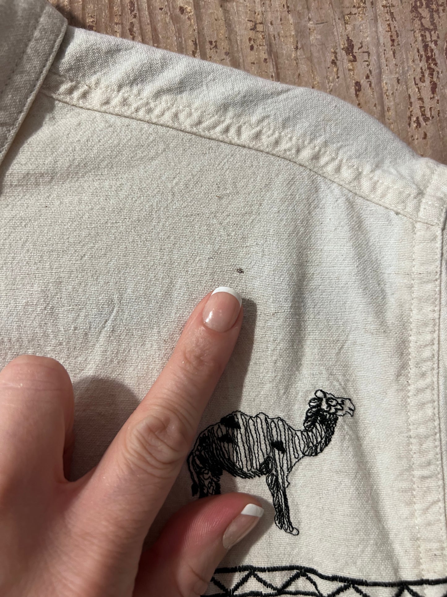 90's Embroidered African Animals Button Up Shirt