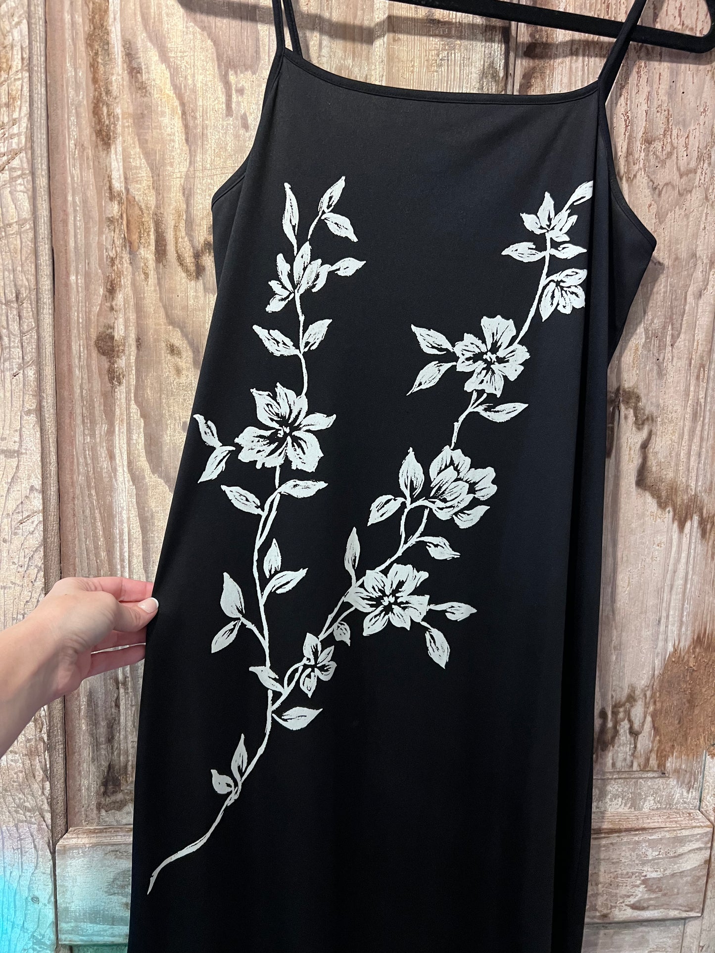 Y2K Express Blk + Wht Floral Dress