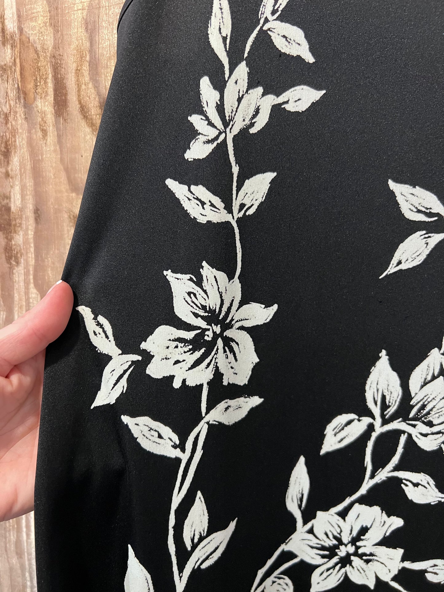 Y2K Express Blk + Wht Floral Dress