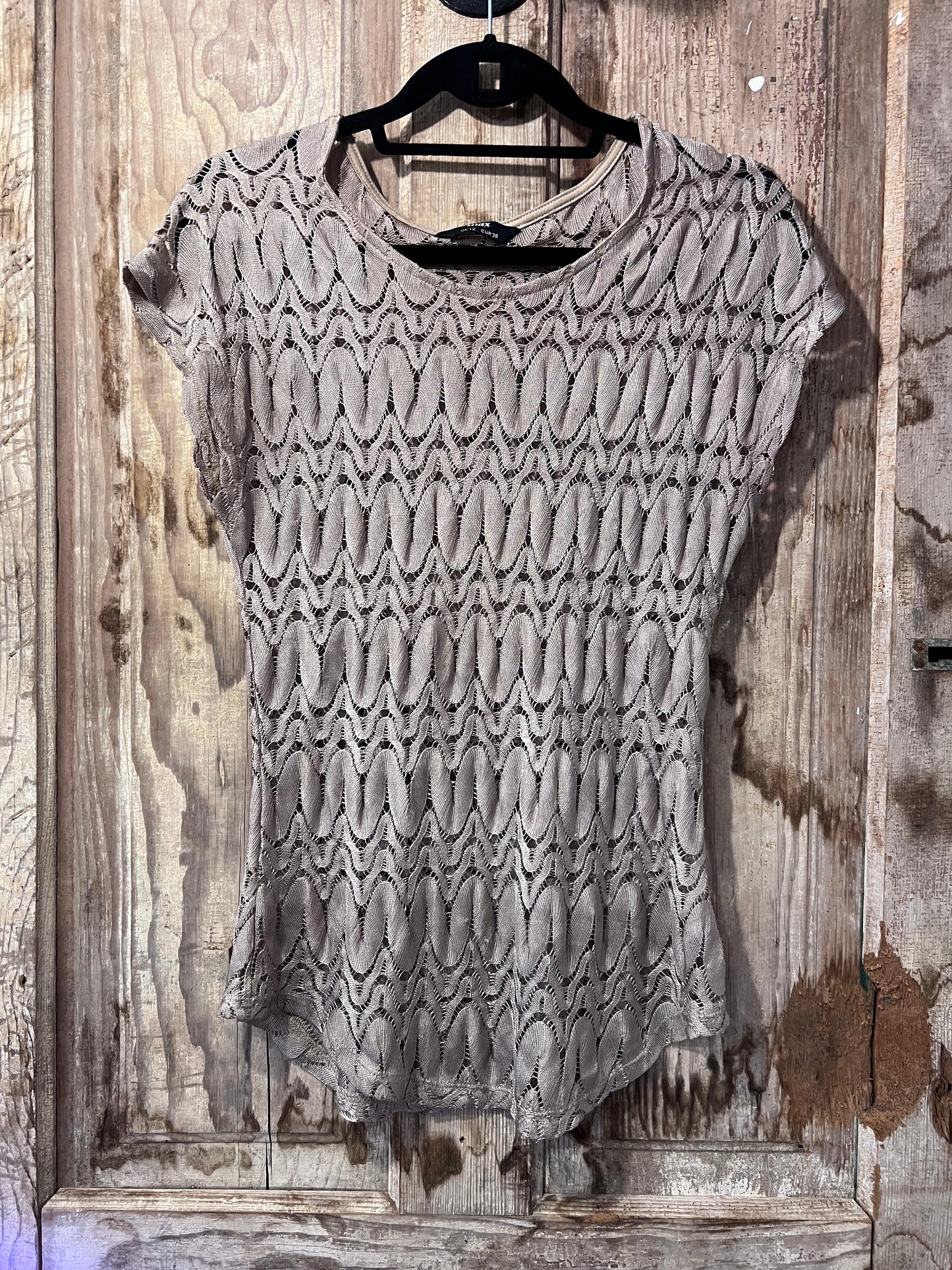 Y2K MAX Shimmery Crochet Short Sleeve Top