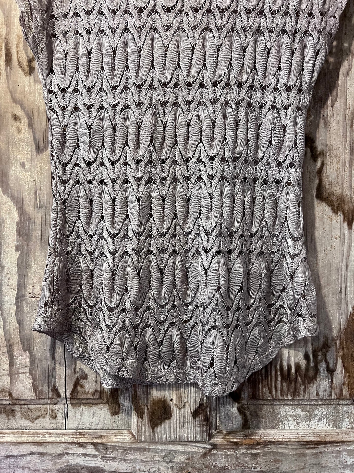 Y2K MAX Shimmery Crochet Short Sleeve Top