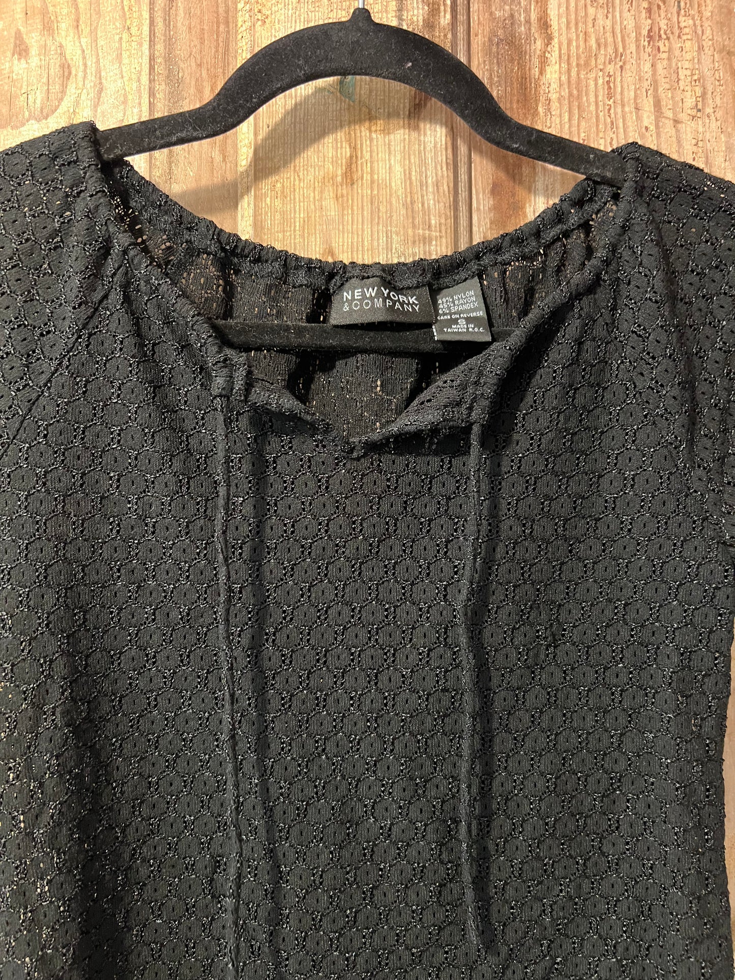 Y2K New York & Co Blk Tie Neck Top