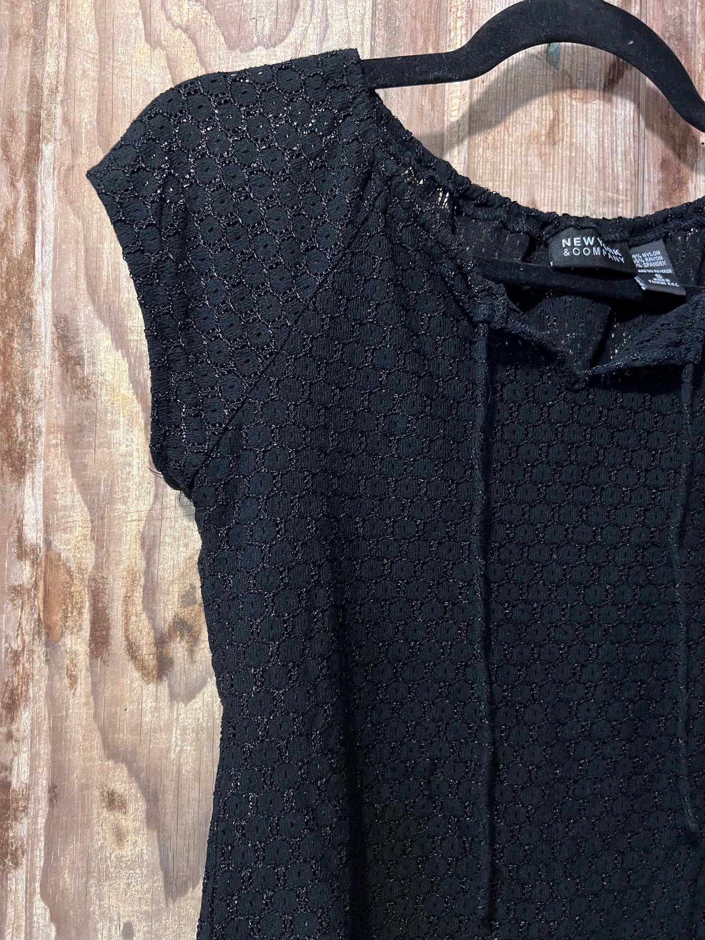 Y2K New York & Co Blk Tie Neck Top