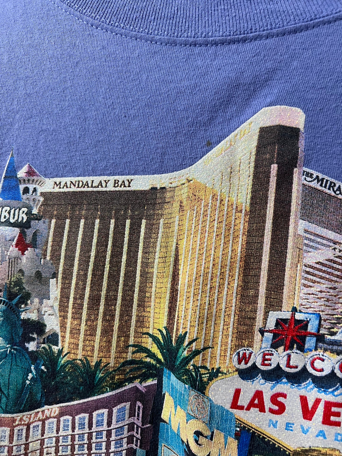 90's/Y2K Vegas Sparkly Graphic T-Shirt