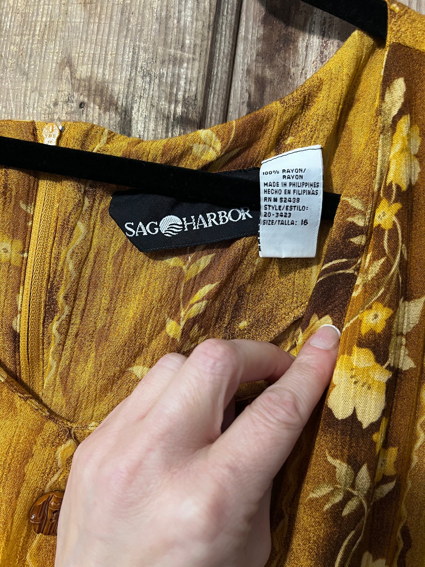 VTG Sag Harbor Floral Button Dress