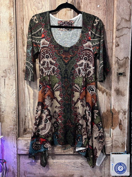 Y2K AMMA Flowy Patterned Top