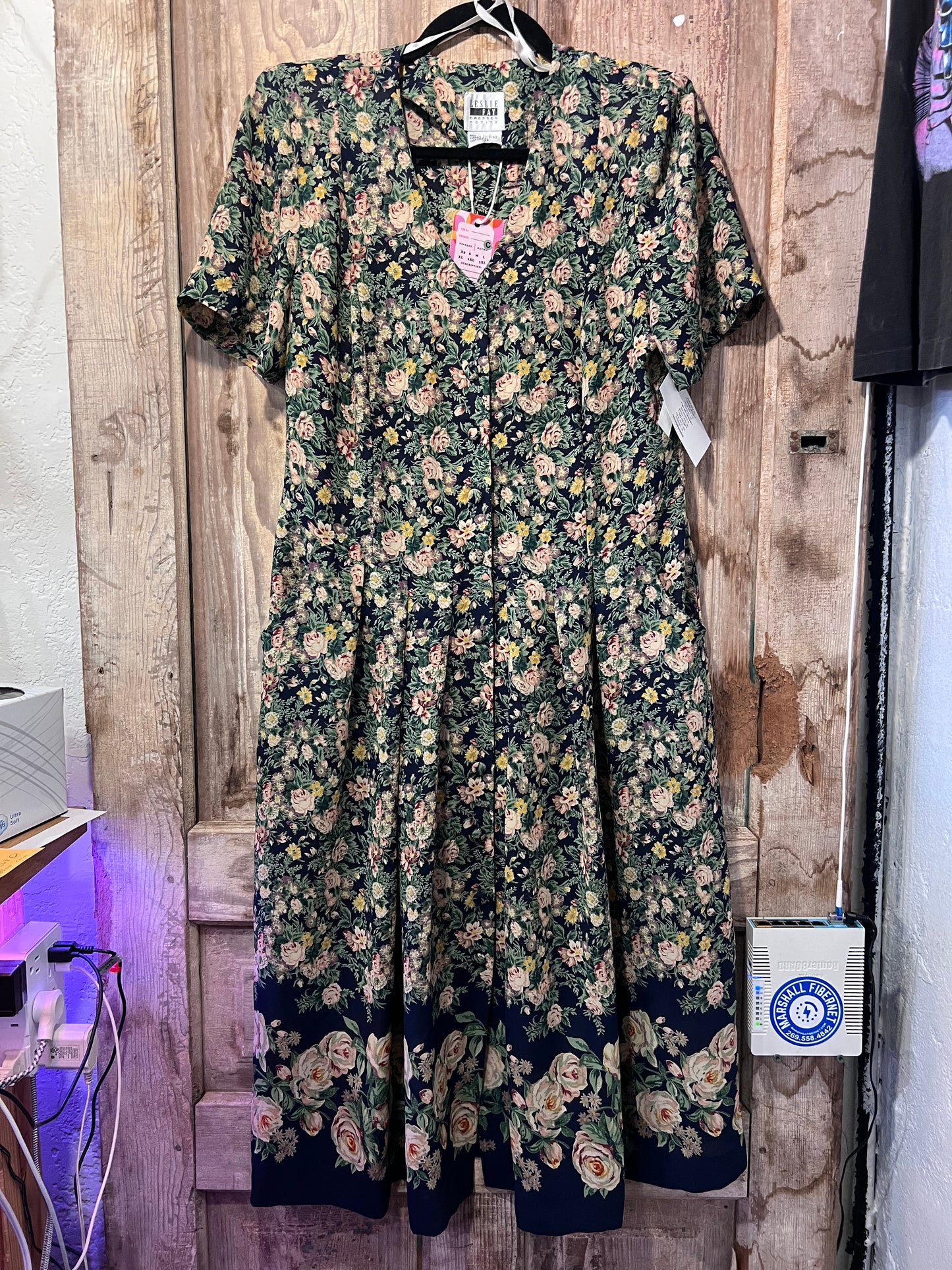 VTG Leslie Fay Floral Short Sleeve Dress