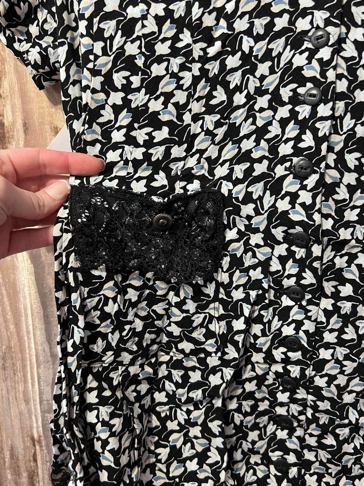 REVAMP BLK + BLUE Floral Lace Dress Top