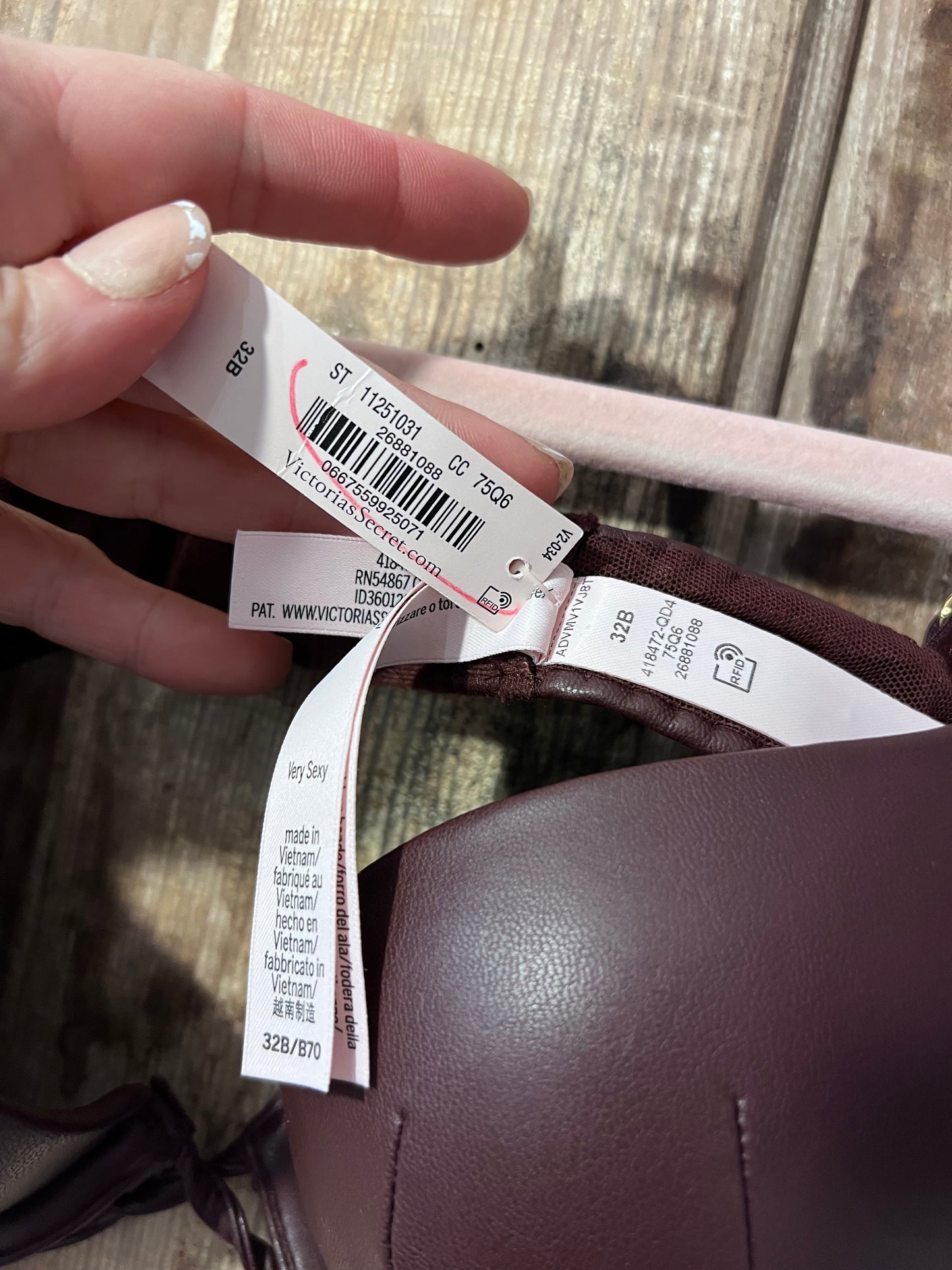 Y2K Victoria's Secret Leather Bombshell Bra