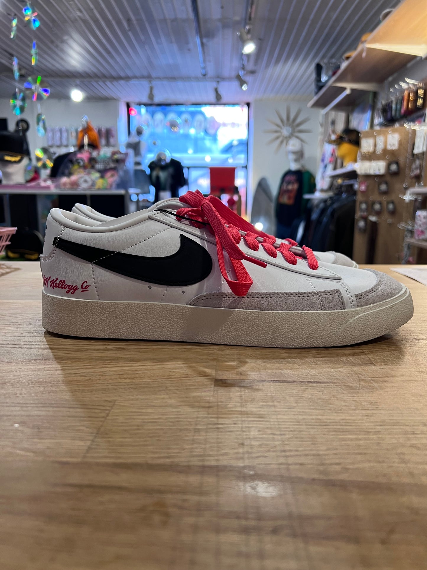 NWOT RARE Nike x Kellogg Low Top Blazers