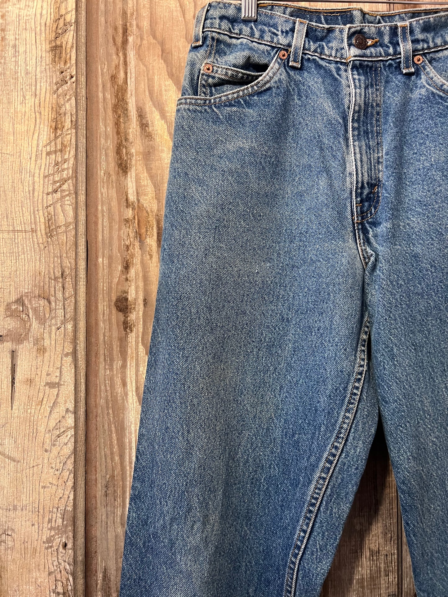 90's Levi's 550 Medium Wash Jeans