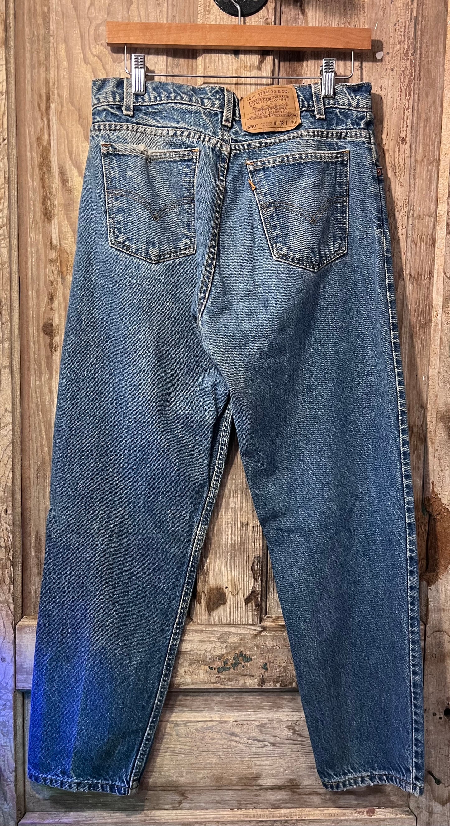 90's Levi's 550 Medium Wash Jeans