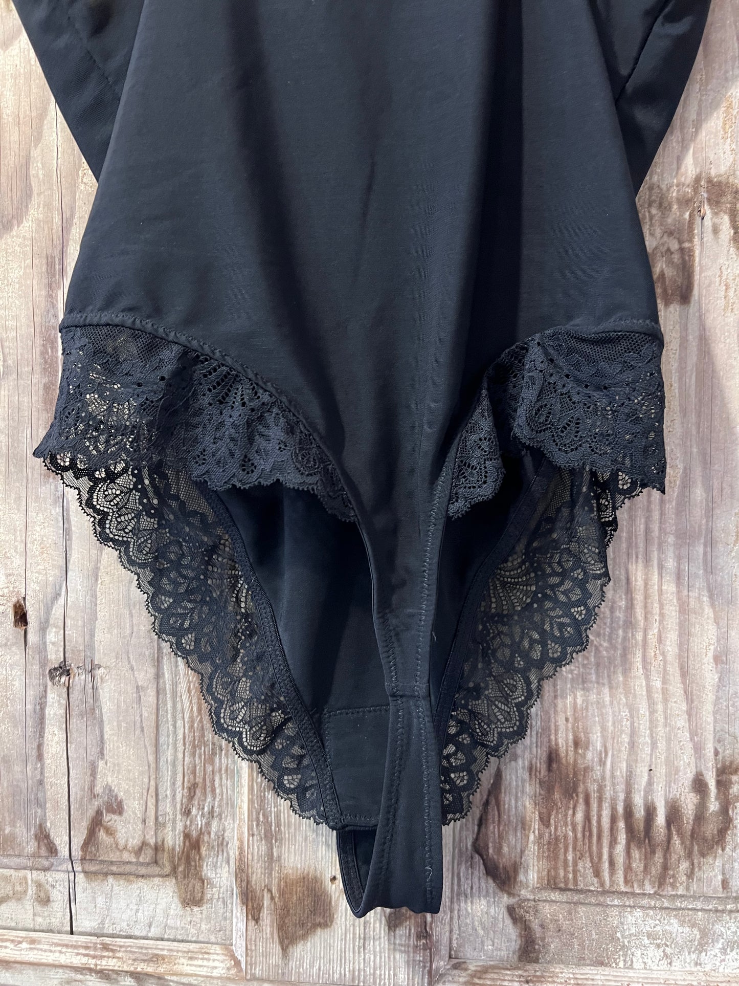 90's/Y2K Popilush Blk Lace Bodysuit