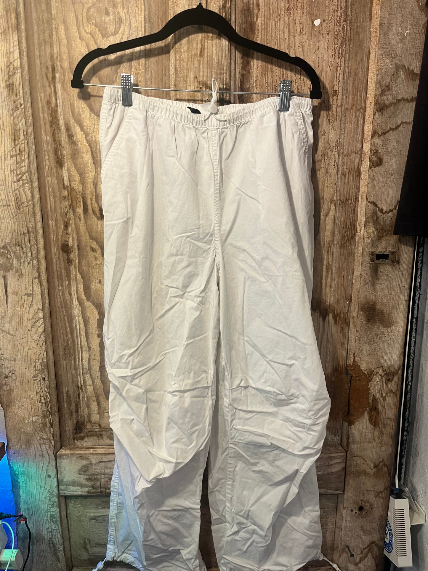 Divided White Pants