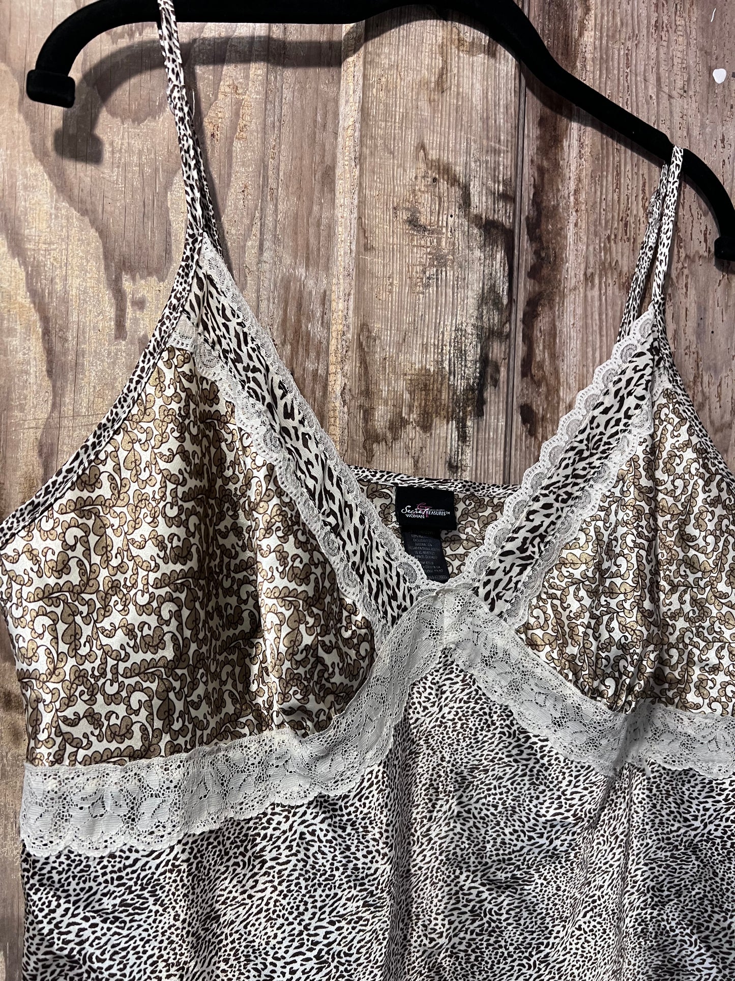 Y2K Secret Treasures Patterned Lace Tank Top