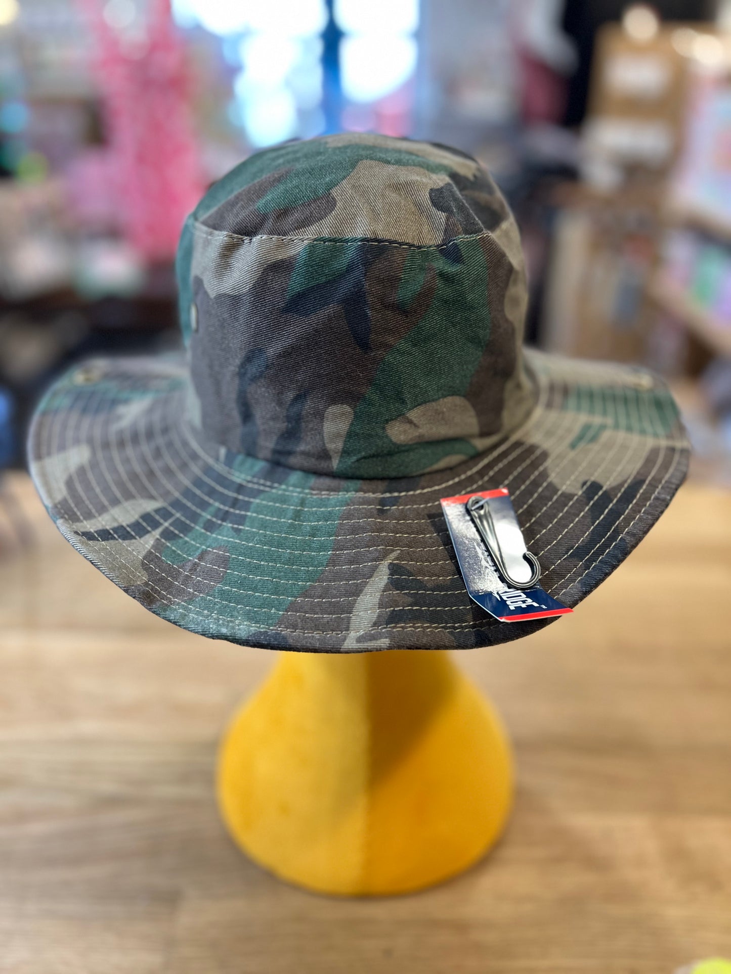 NWT Camo Bucket Hat (Modern)