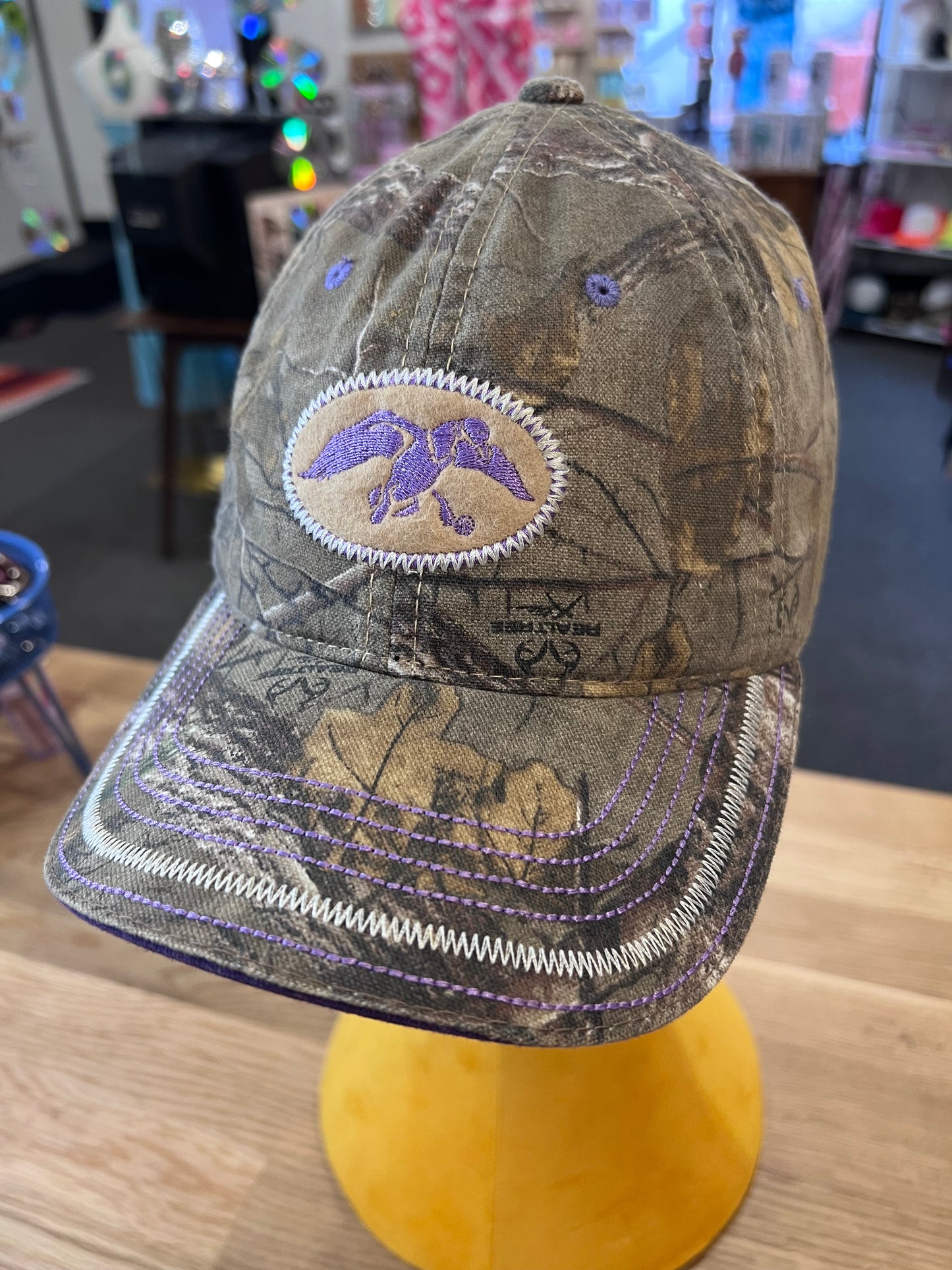 Real Tree Camo Embroidered Bird Patch Hat (Modern)