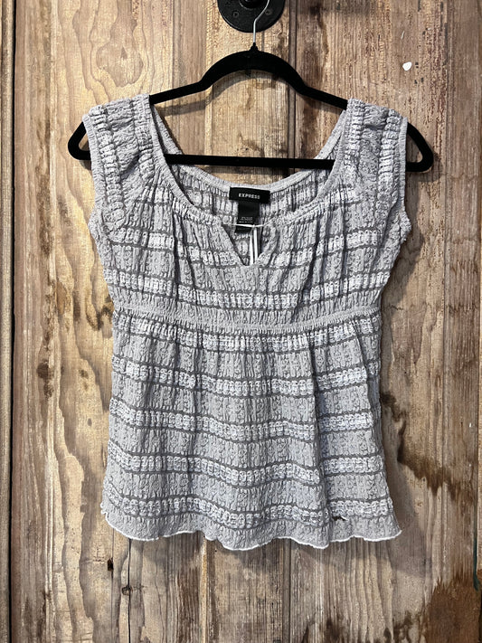 Y2K Express Grey Lace Short Sleeve Shirt