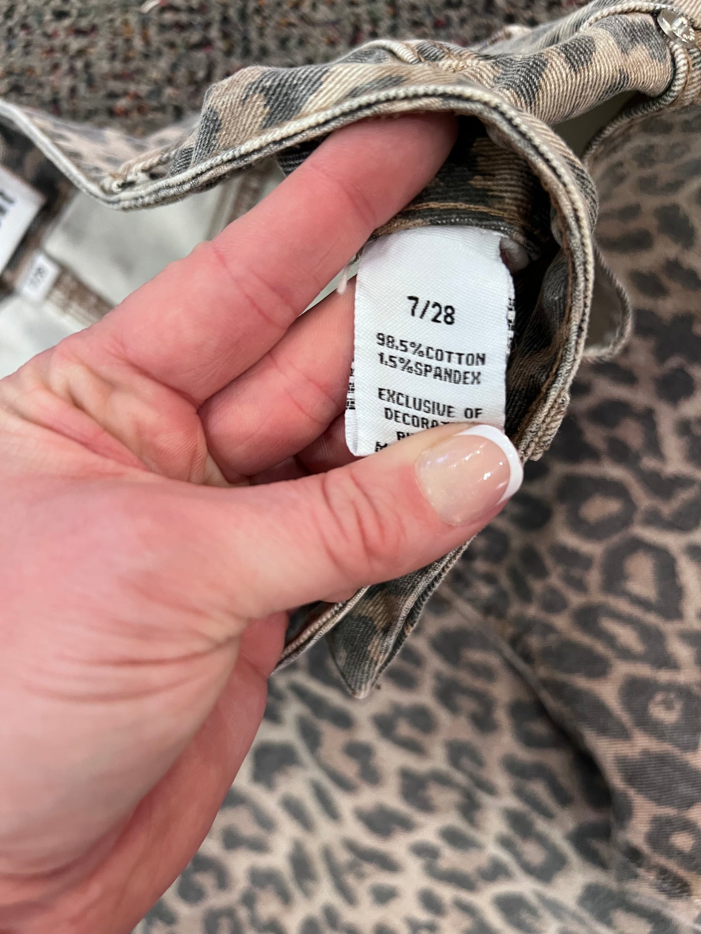 Disclosure Faded Leopard Print Shorts (modern)