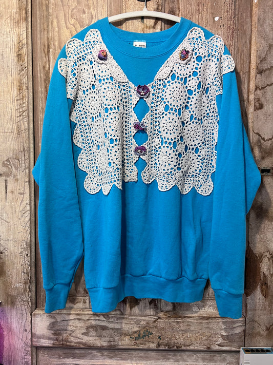 80's/90's Crochet Front + Flowers Design Granny Crewneck