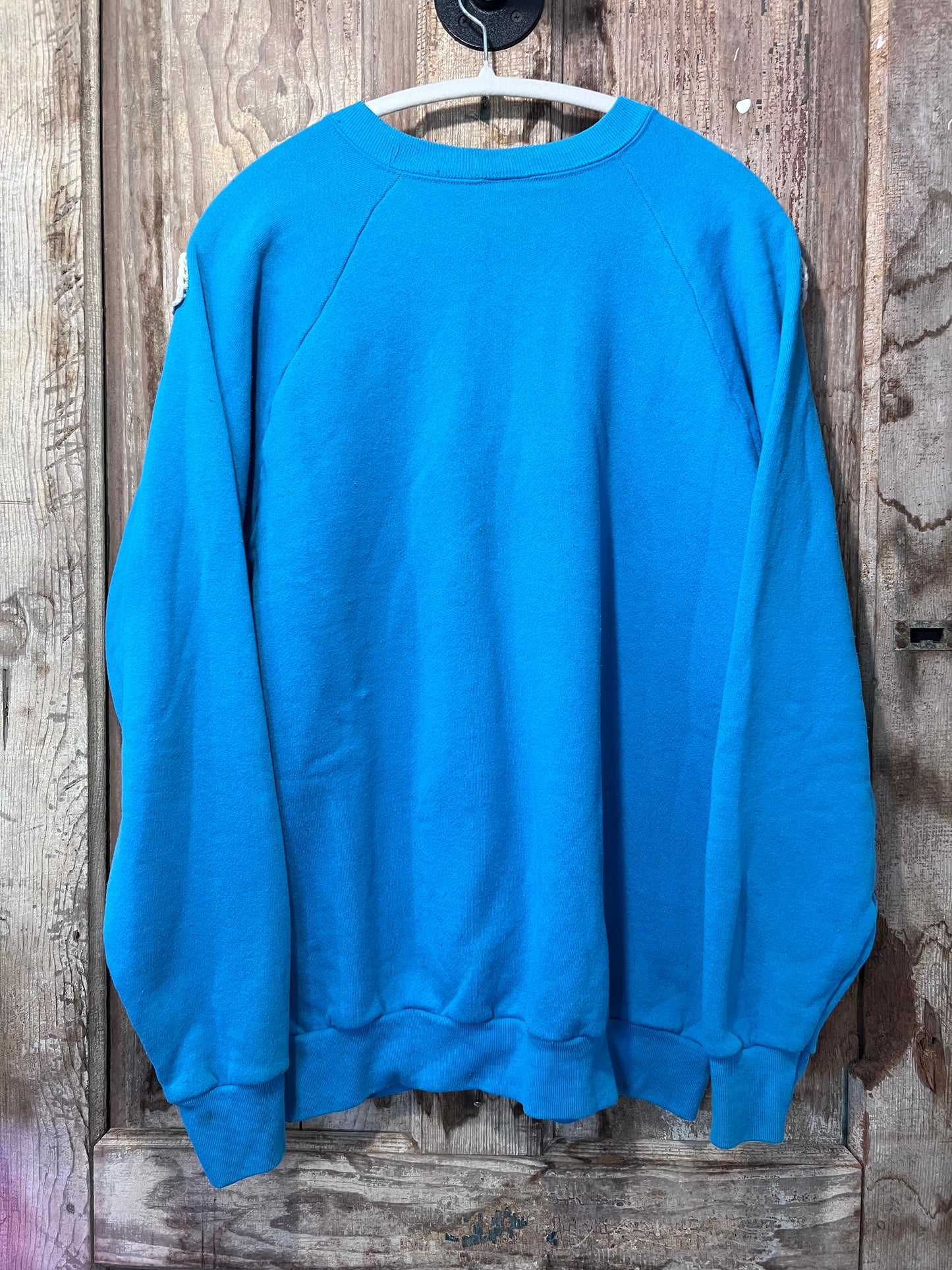 80's/90's Crochet Front + Flowers Design Granny Crewneck