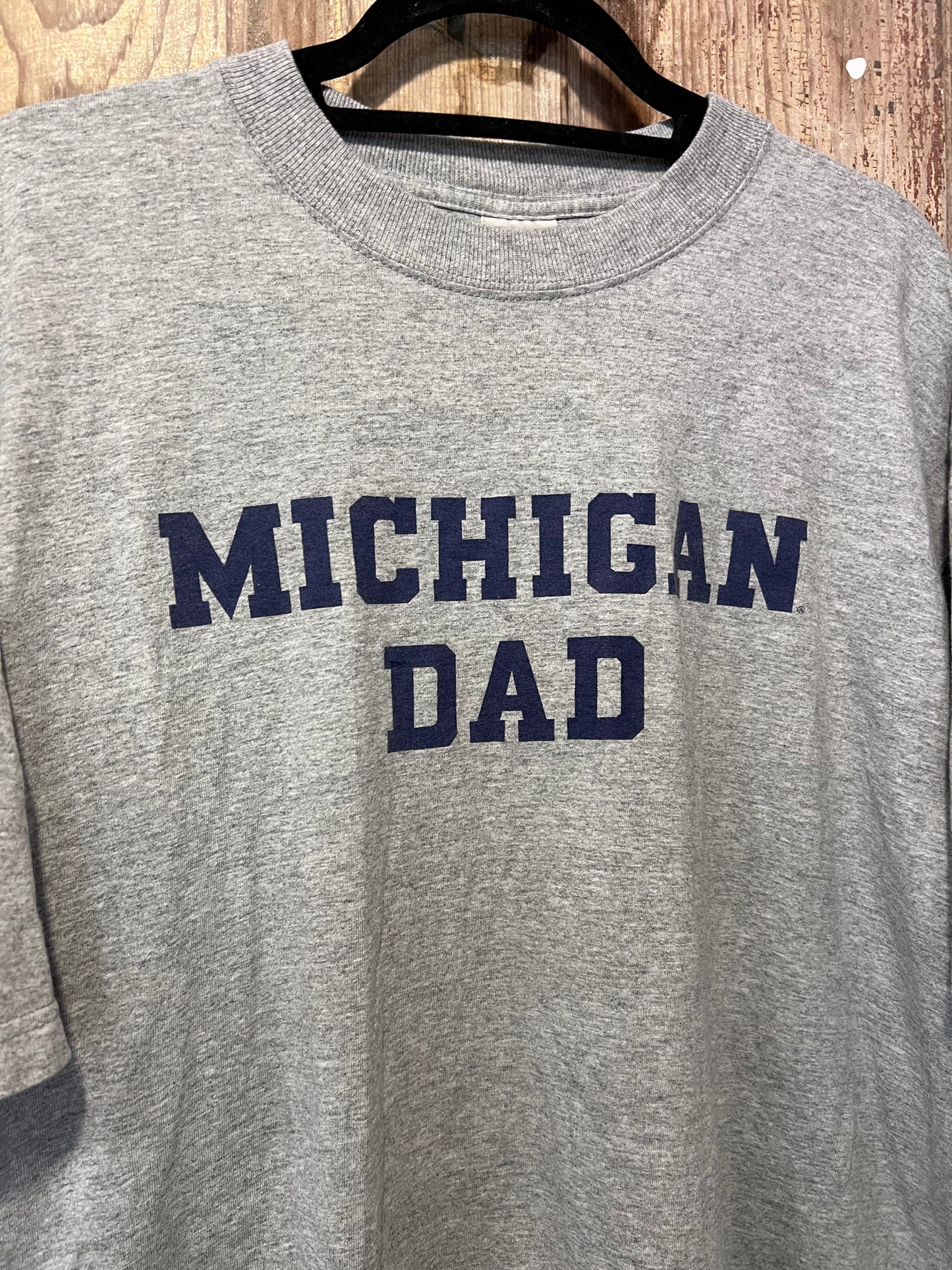 90's/Y2K Grey "Michigan Dad" Graphic T-shirt