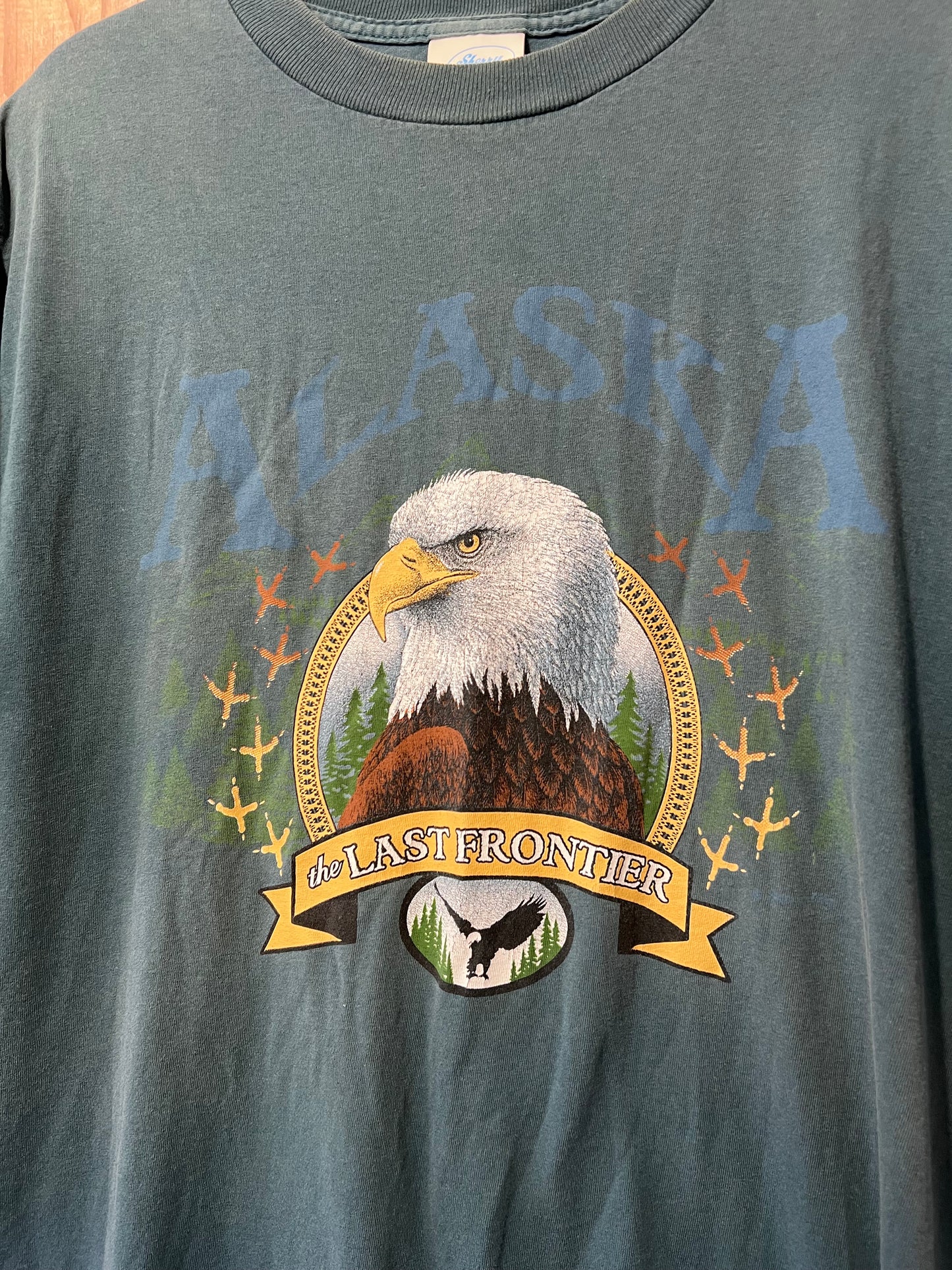 90's Alaska Eagle Graphic T-Shirt
