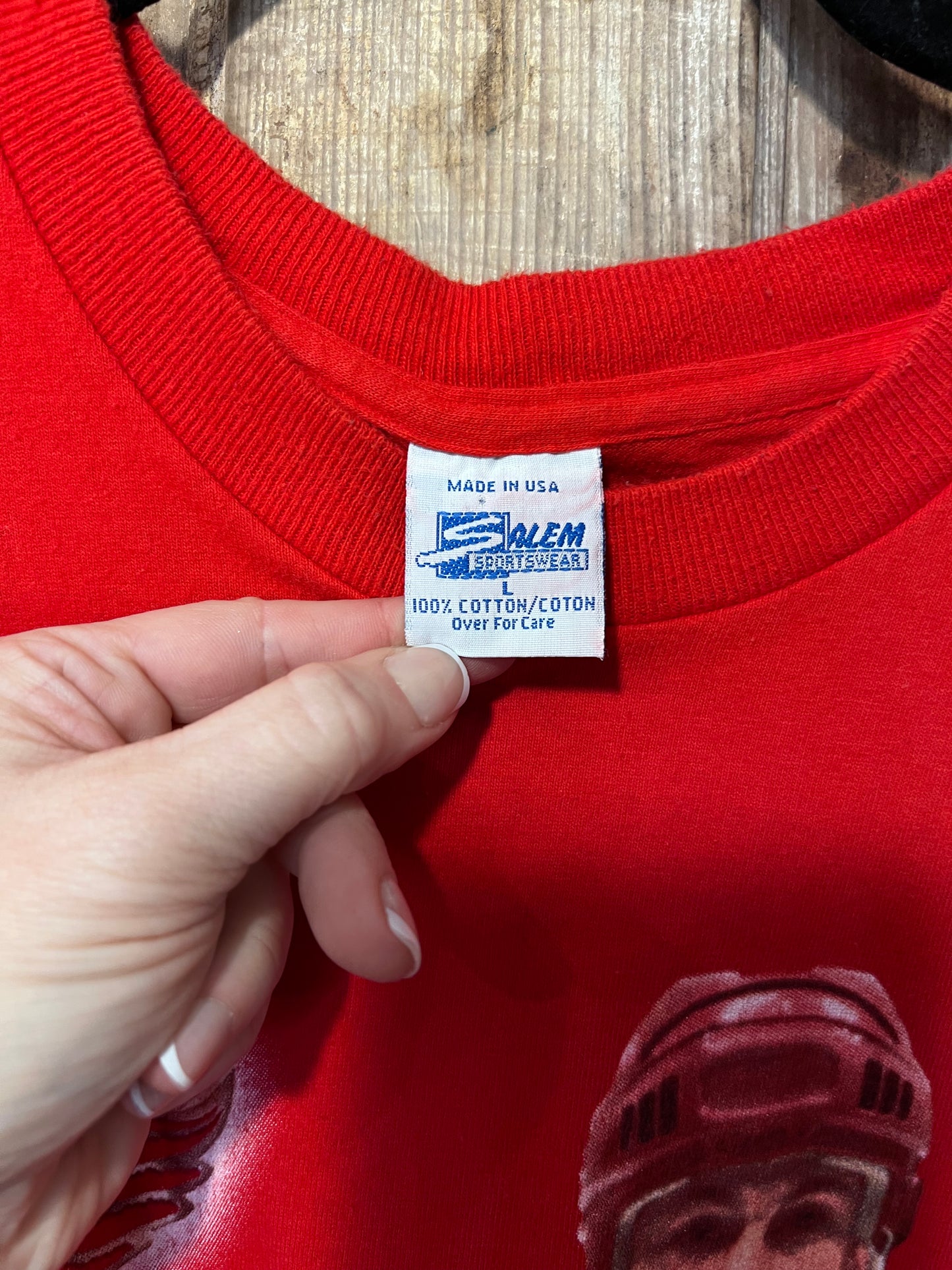 1996 Detroit Red Wings Player Graphic T-Shirt