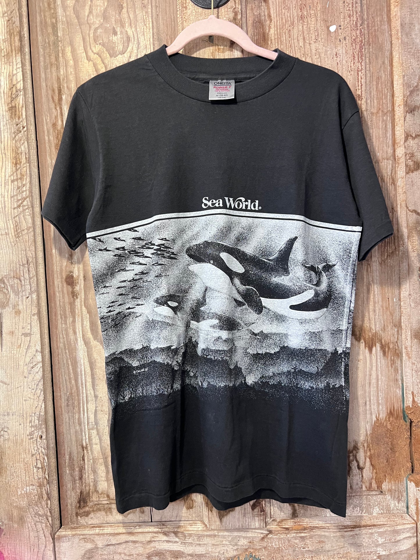 1988 RARE Sea World Wrap Around Graphic T-Shirt