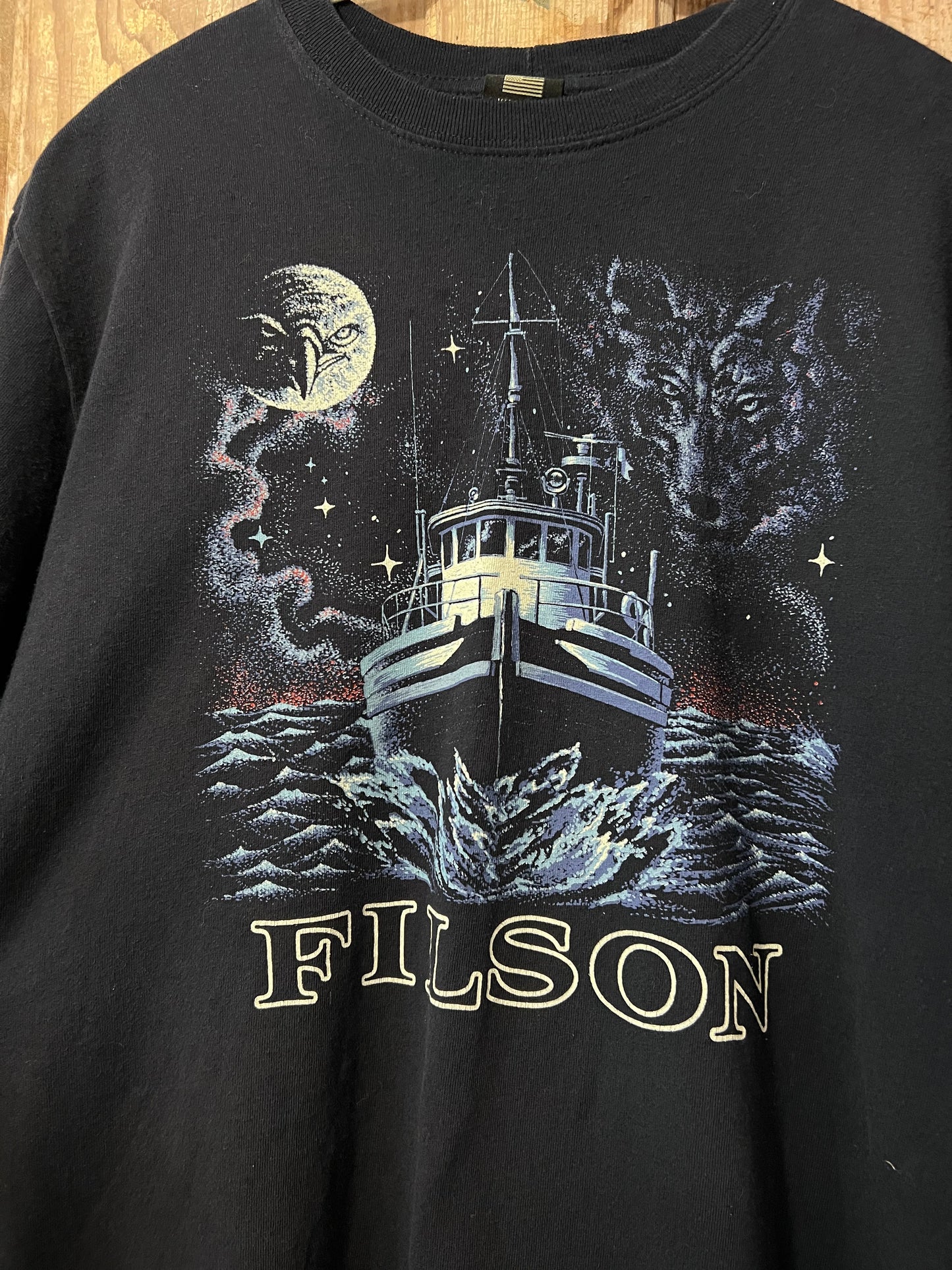 Filson NavyBlue Boat Graphic T-Shirt (Modern)
