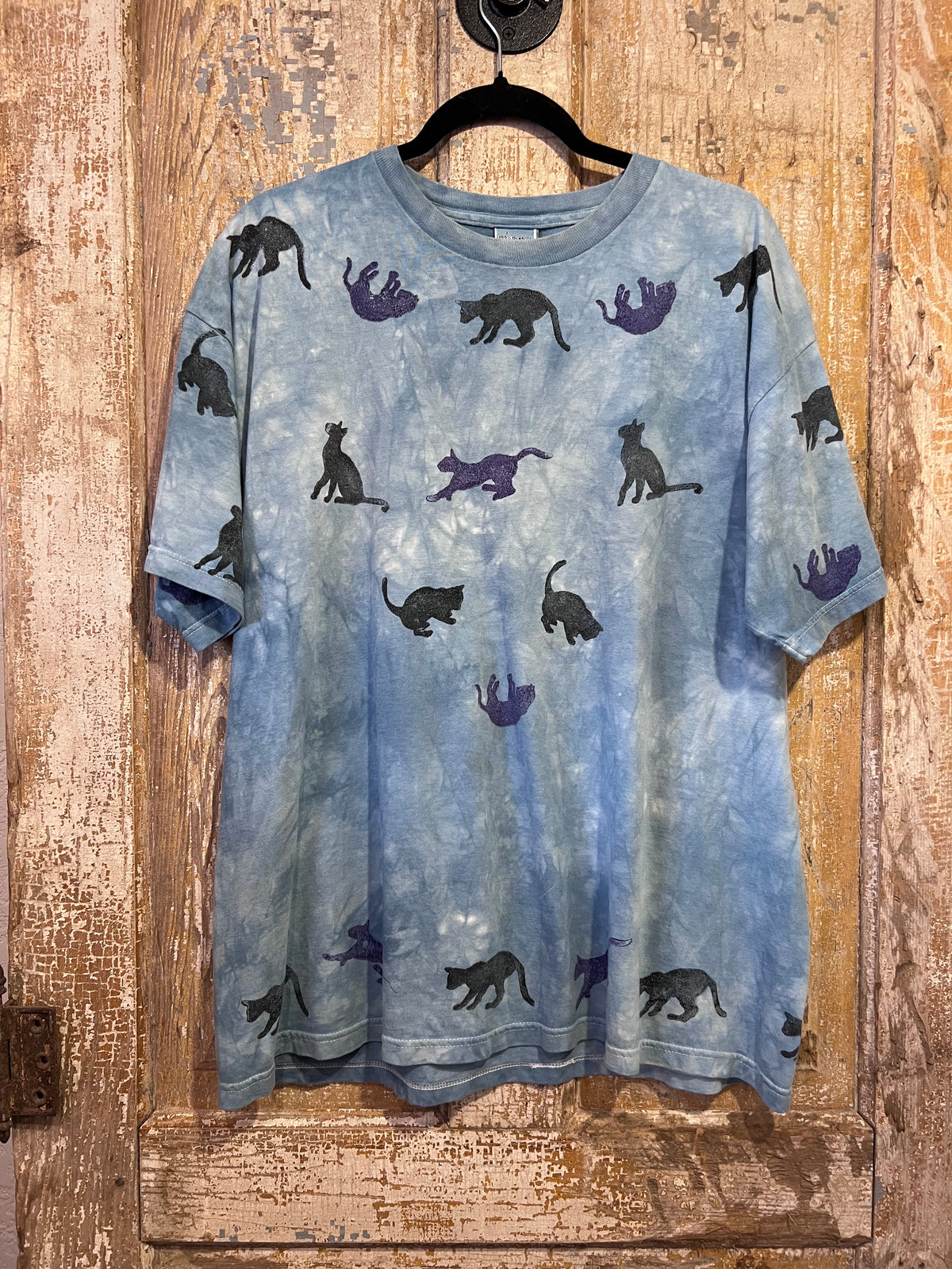 90's Cat Stamped AOP Tie Dye T-Shirt