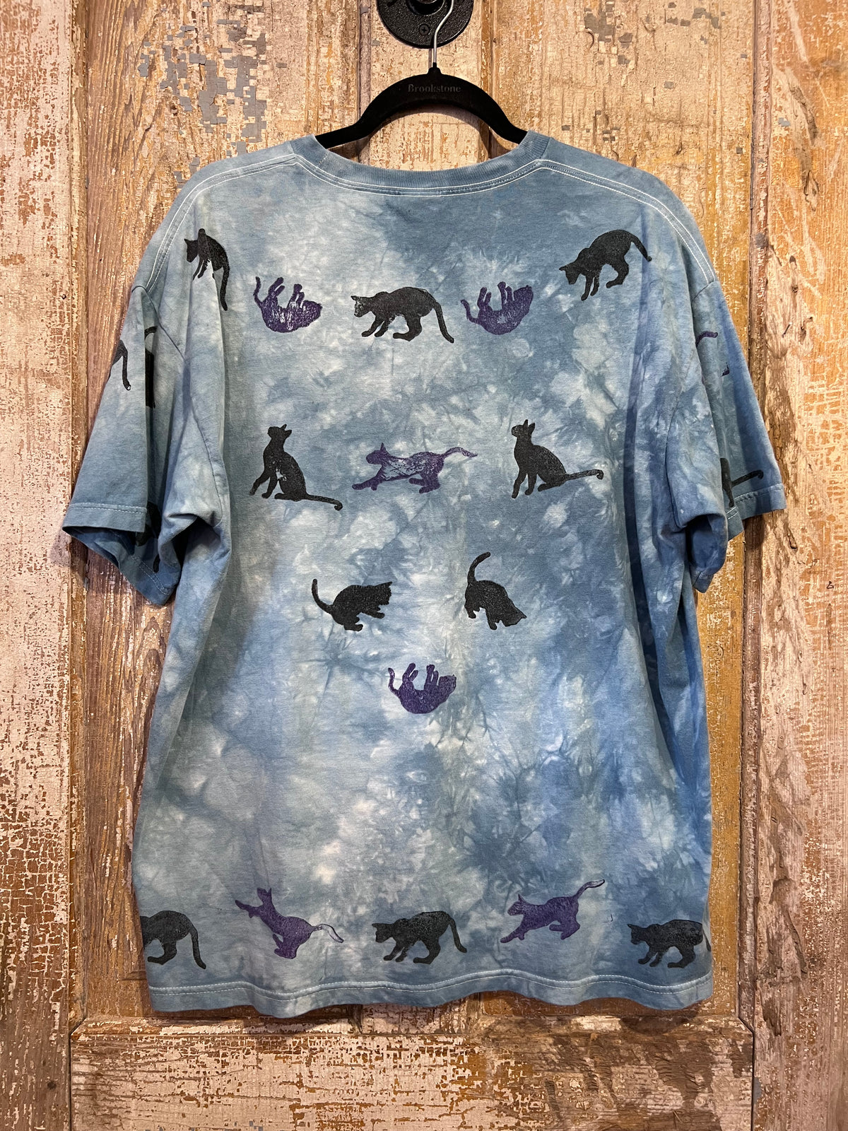 90's Cat Stamped AOP Tie Dye T-Shirt