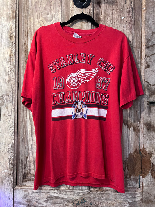 1997 Detroit Red Wings Stanley Cup Champs T-Shirt