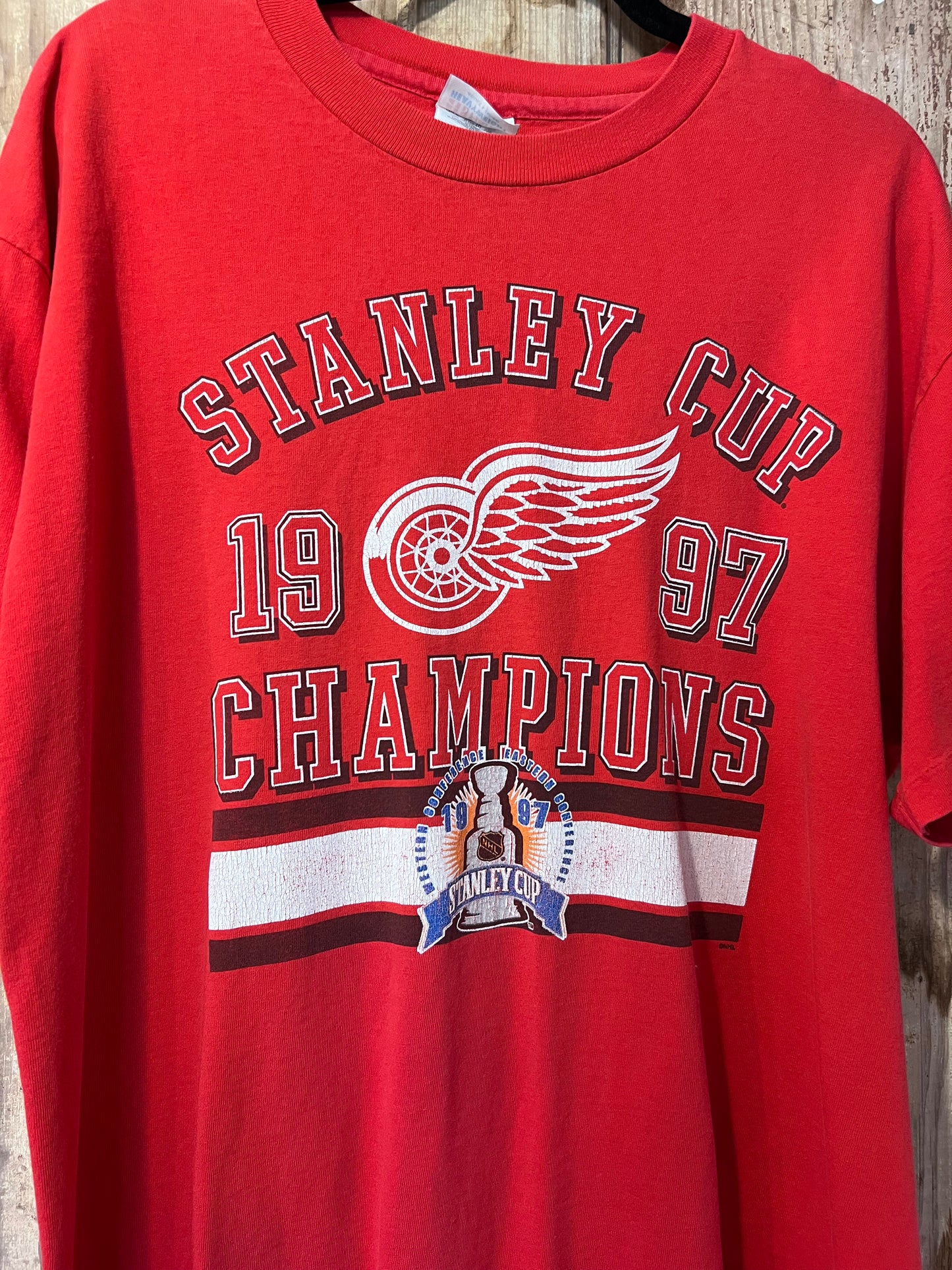 1997 Detroit Red Wings Stanley Cup Champs T-Shirt