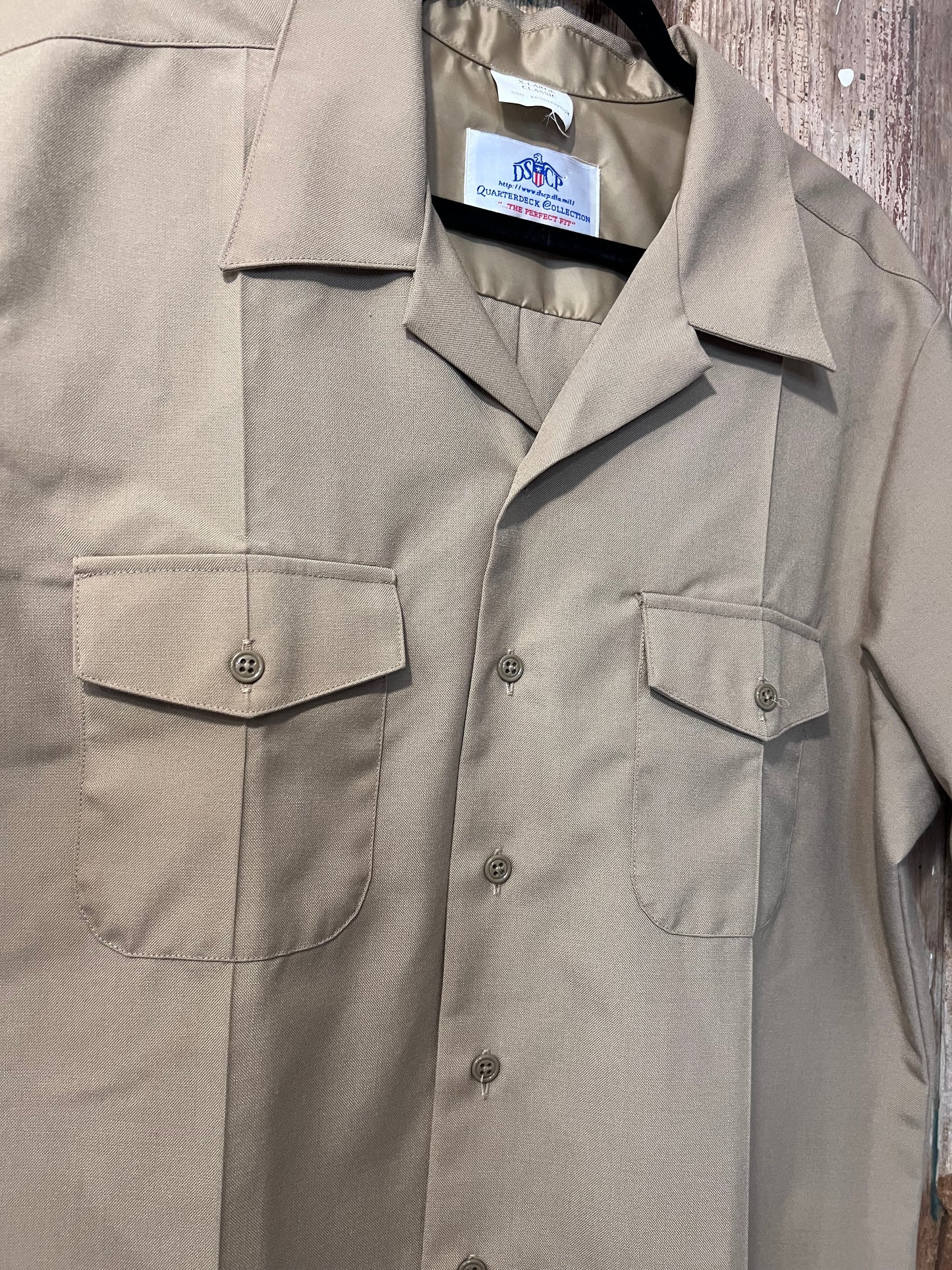 70's/80's Beige Men's Short Sleeve Button Up Shirt