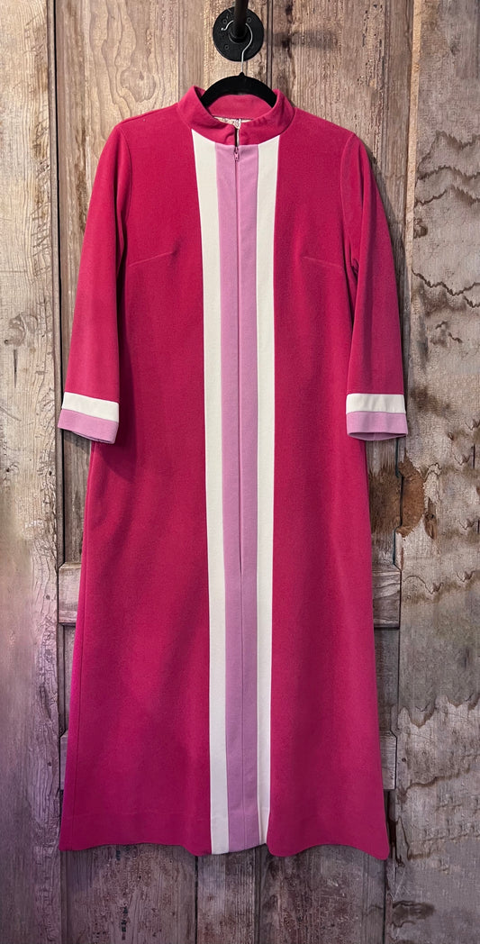 70's Vanity Fair 3 Tone Pink & White Front Zip Robe
