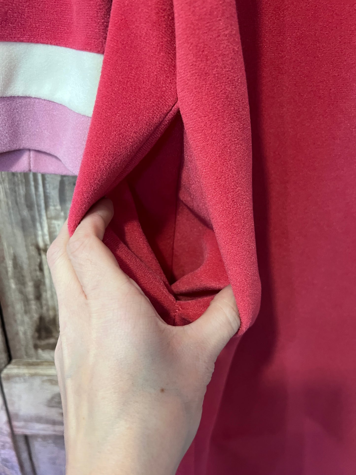 70's Vanity Fair 3 Tone Pink & White Front Zip Robe