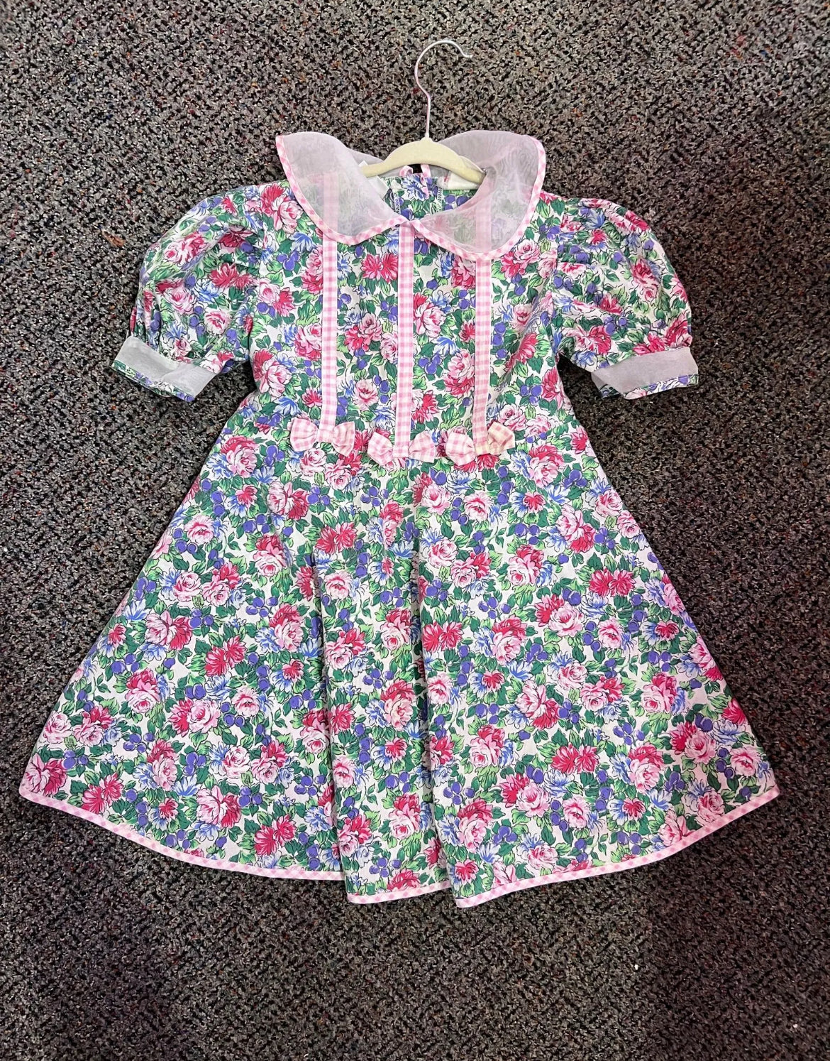 [URL] 80's/90's Expressions Floral Dress