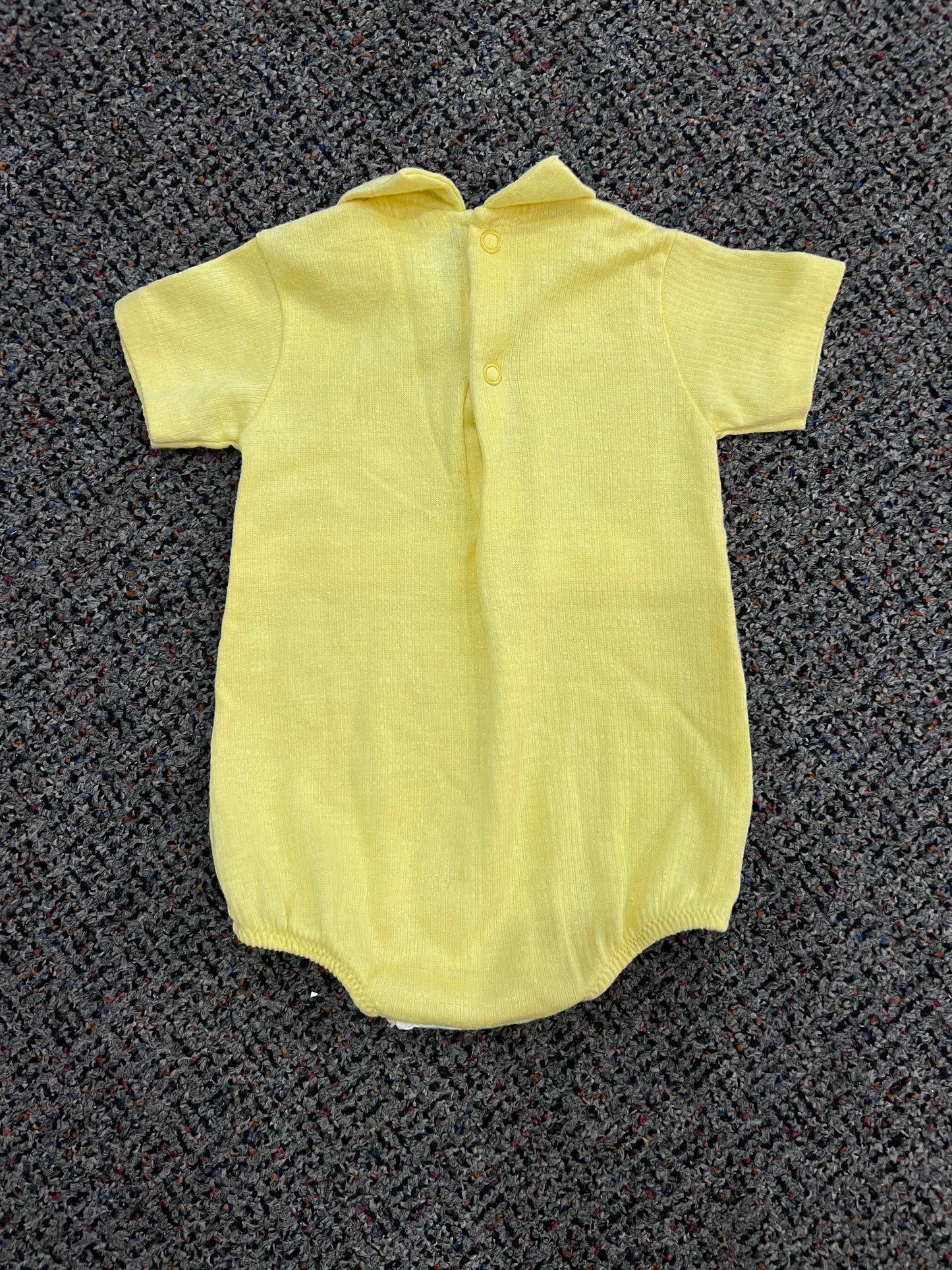 [URL] carters 70’s 80’s s Carter's Yellow Puppy Onesie