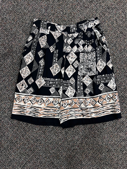 90's Boutique Europa Tribal-esc Patterned Shorts