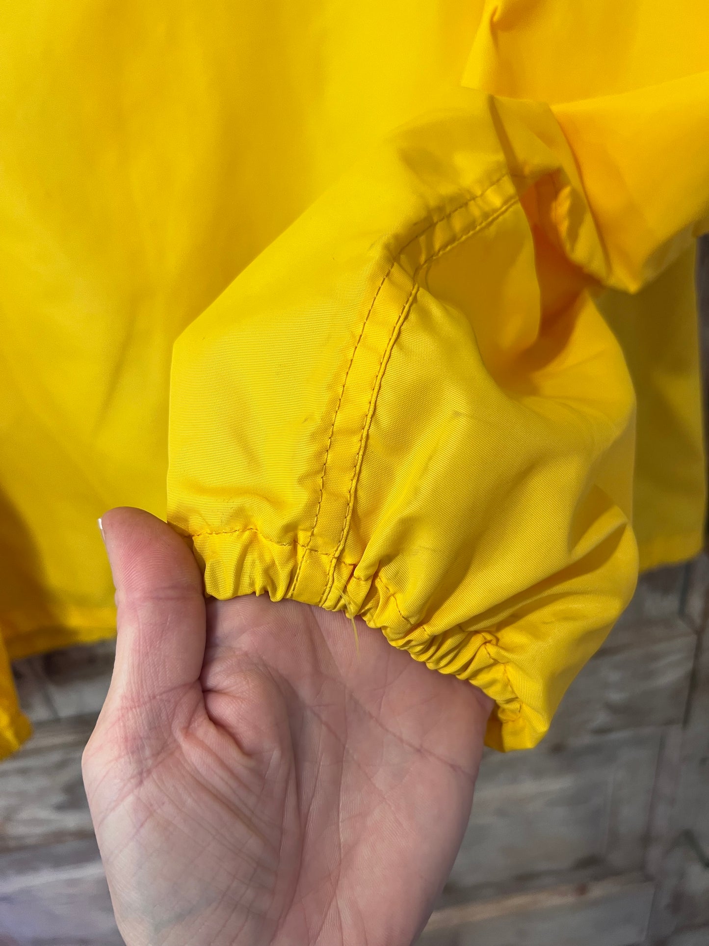 90's/Y2K Swingster Yellow Paramount Television Wind Breaker