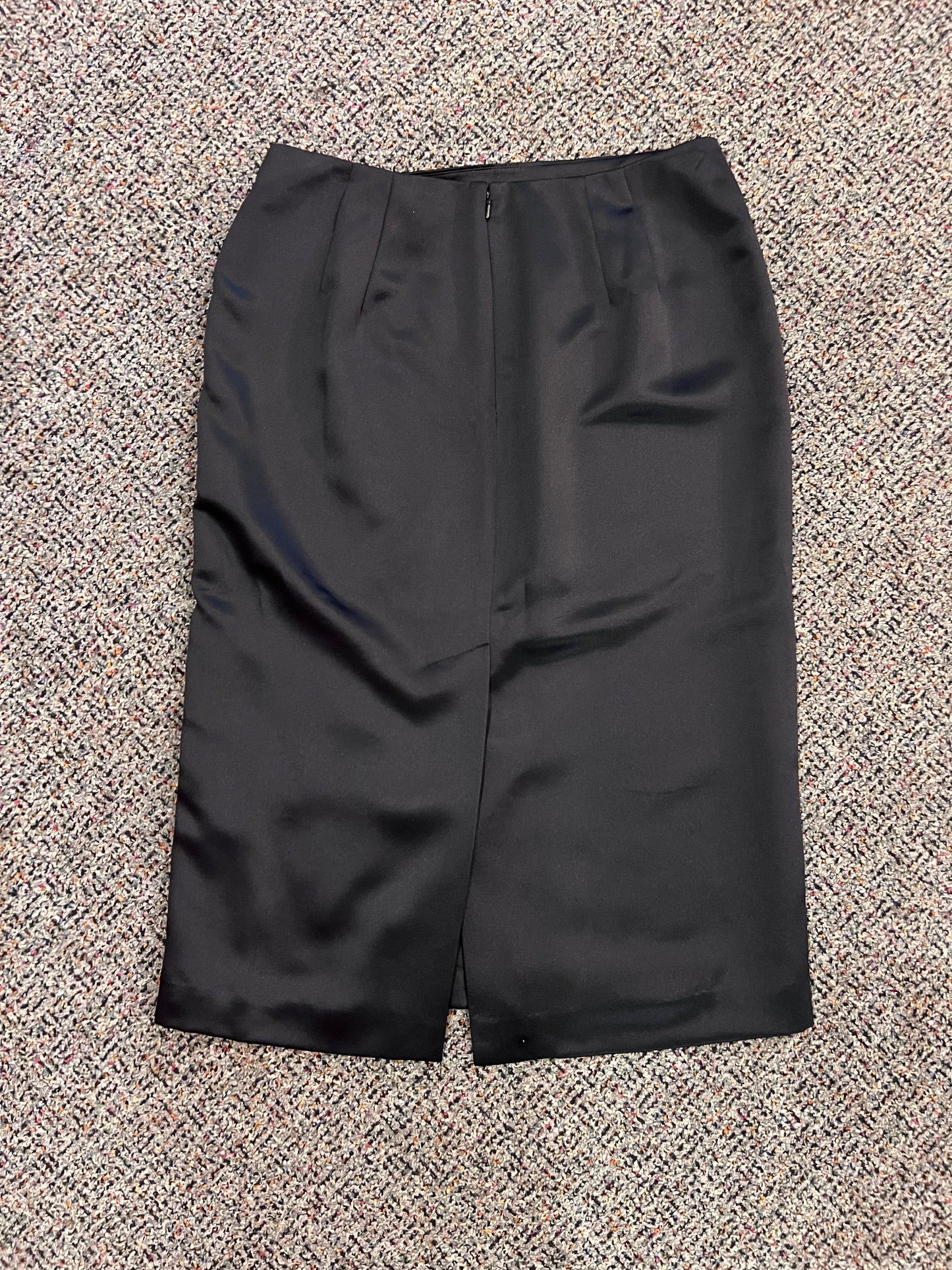Y2K Ann Taylor Loft BLK + White Embroidered Floral Skirt